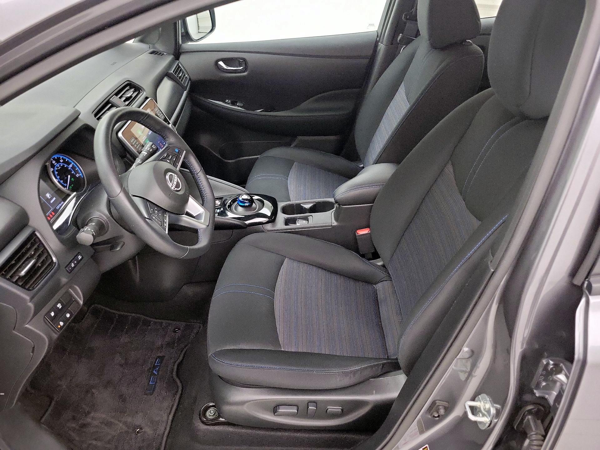 Thumbnail: 2024 Nissan Leaf - 11