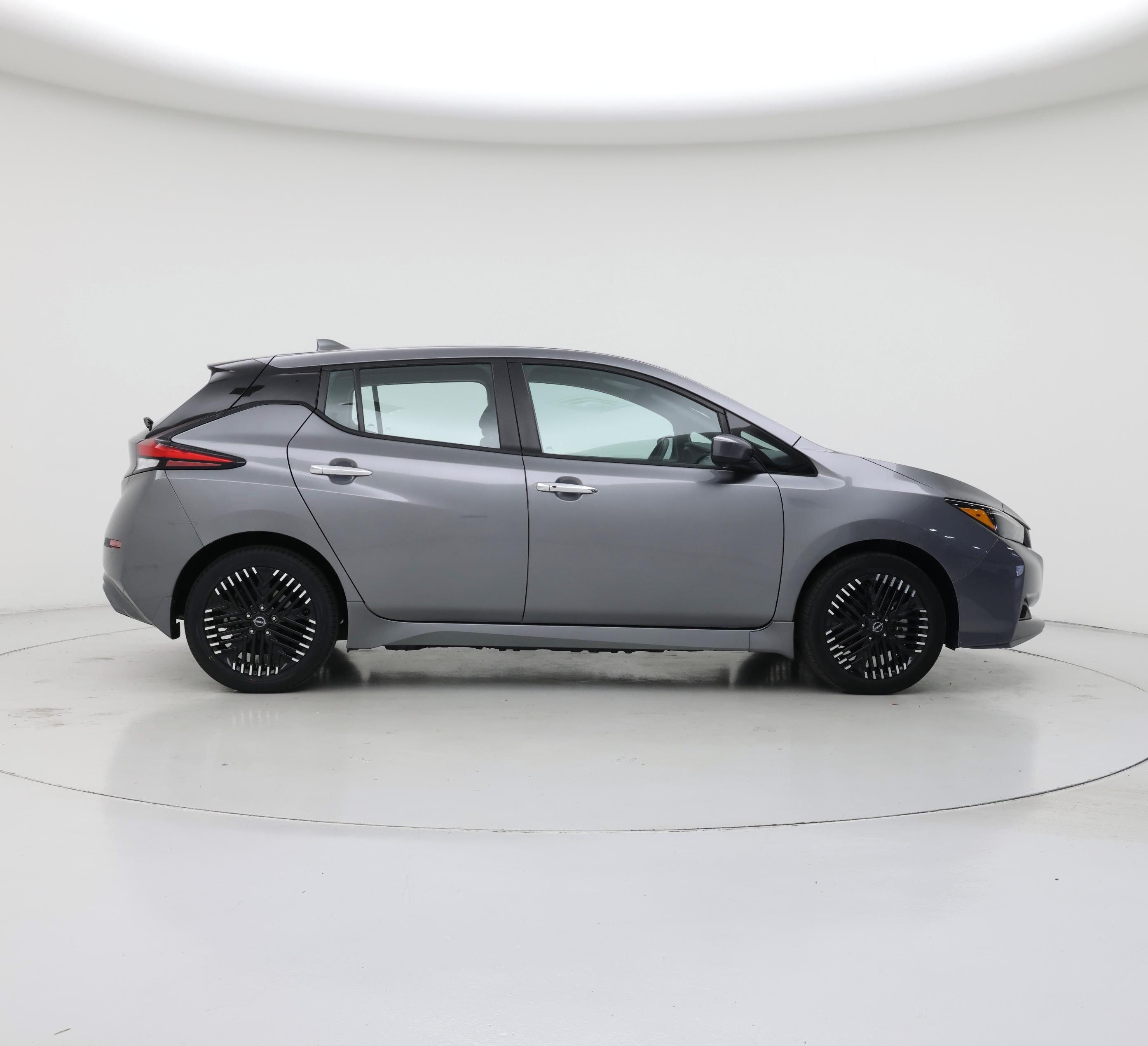 Thumbnail: 2024 Nissan Leaf - 7