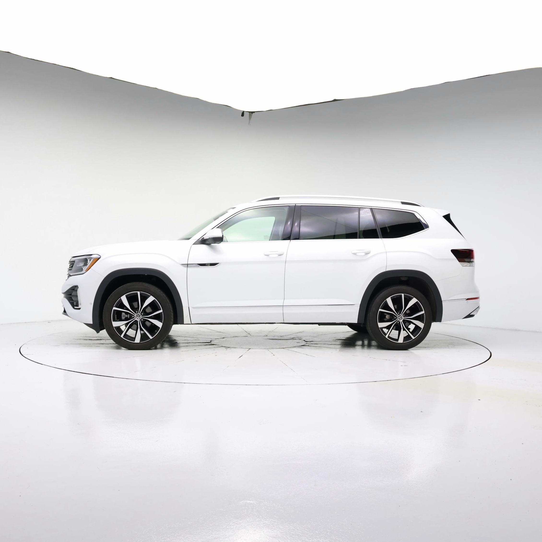 Thumbnail: 2024 Volkswagen Atlas - 3