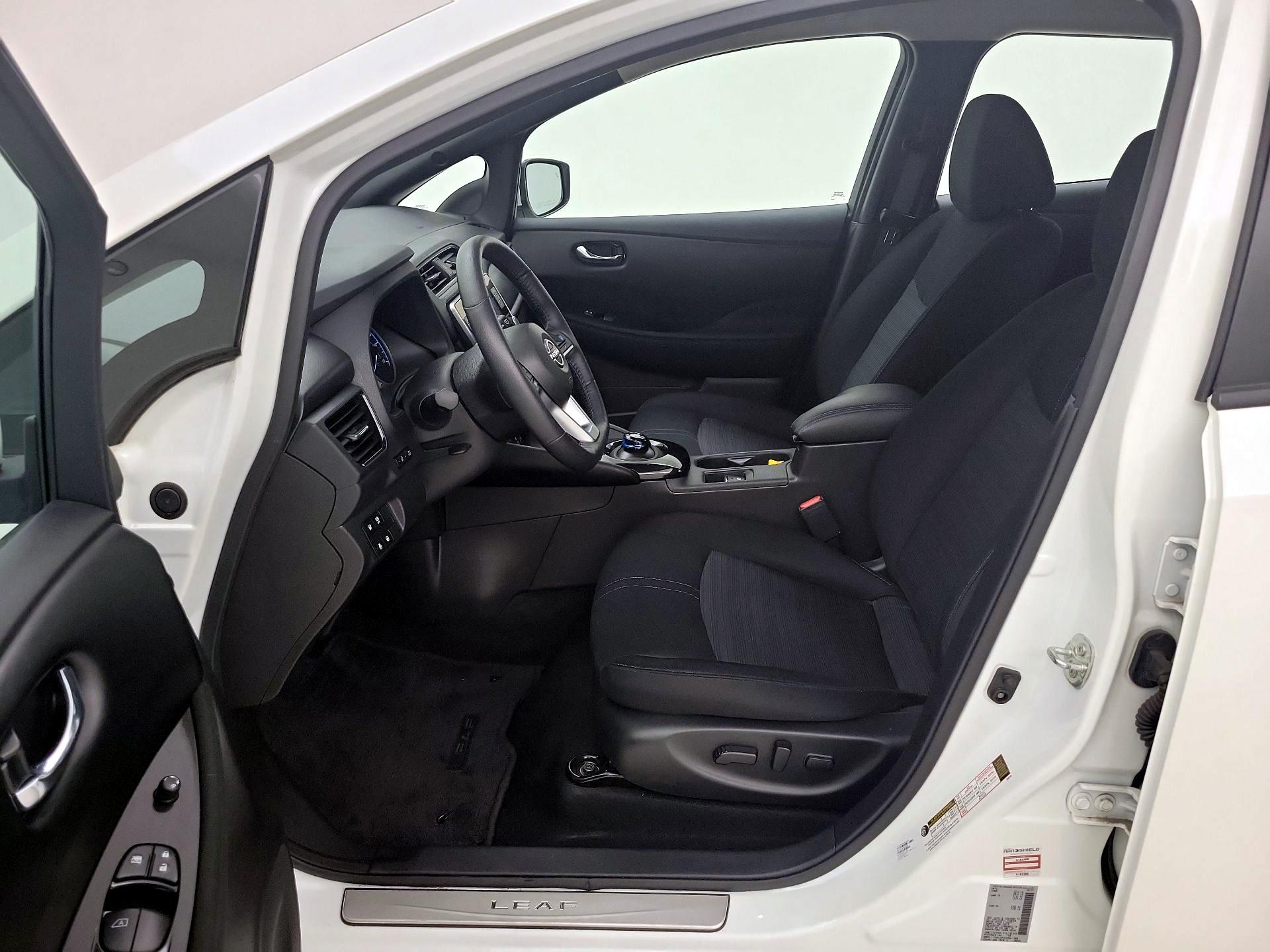 Thumbnail: 2024 Nissan Leaf - 11