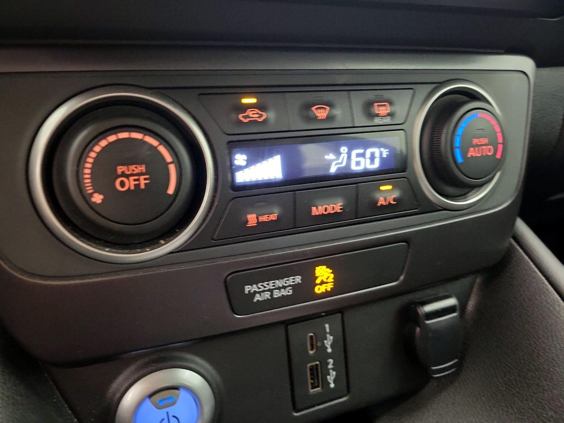 Thumbnail: 2024 Nissan Leaf - 16