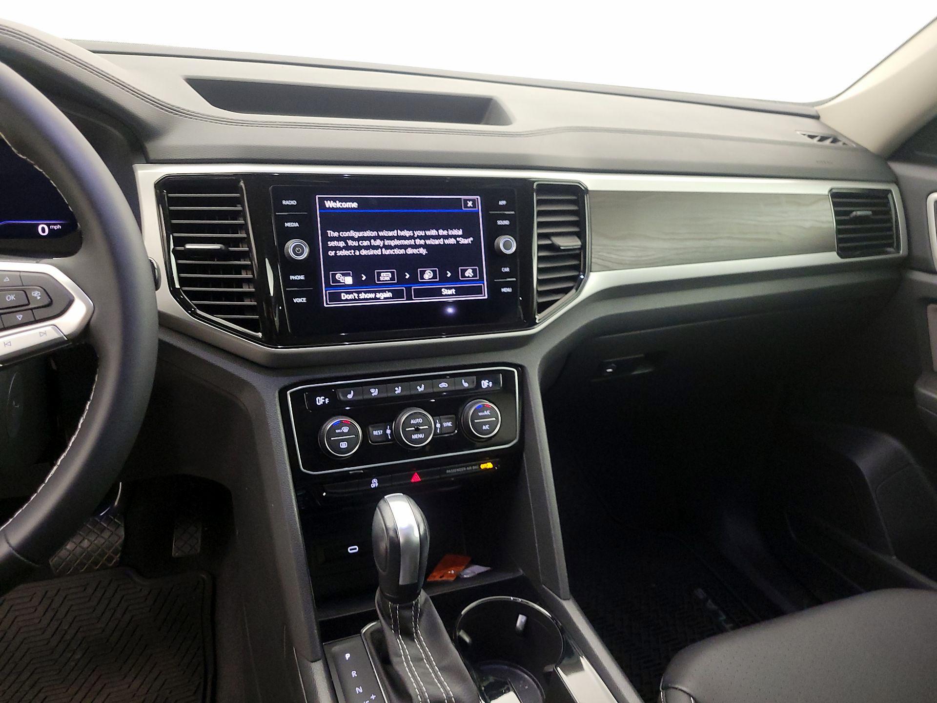 Thumbnail: 2023 Volkswagen Atlas - 9