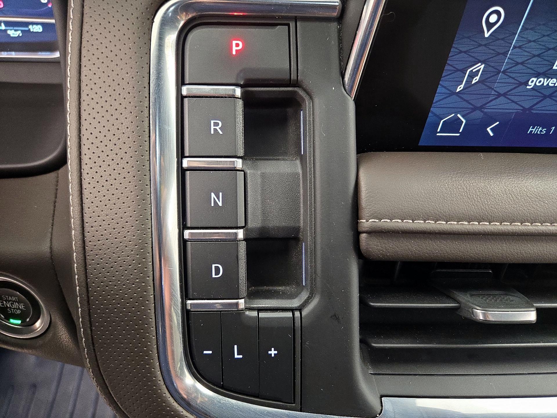 Thumbnail: 2023 GMC Yukon - 17
