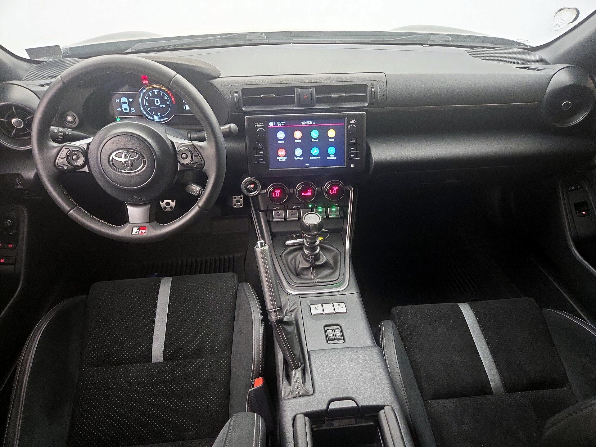 Thumbnail: 2023 Toyota GR86 - 9