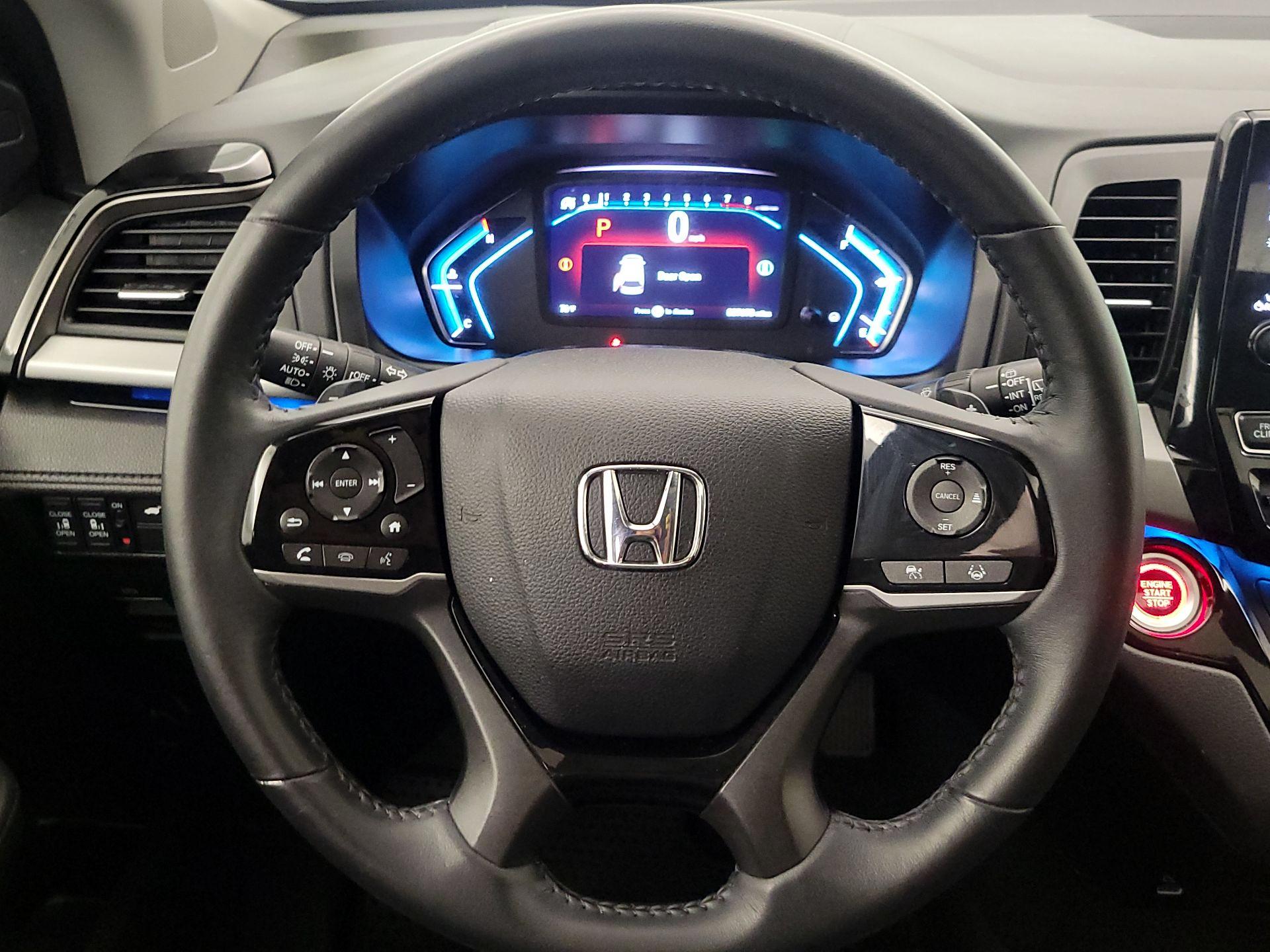 Thumbnail: 2023 Honda Odyssey - 10