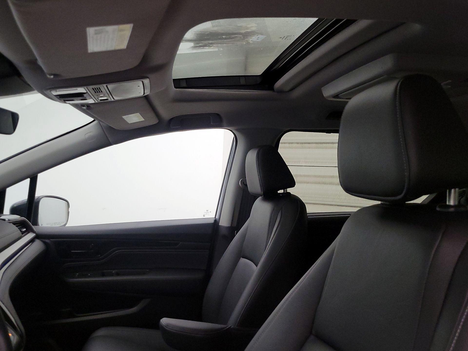 Thumbnail: 2023 Honda Odyssey - 20