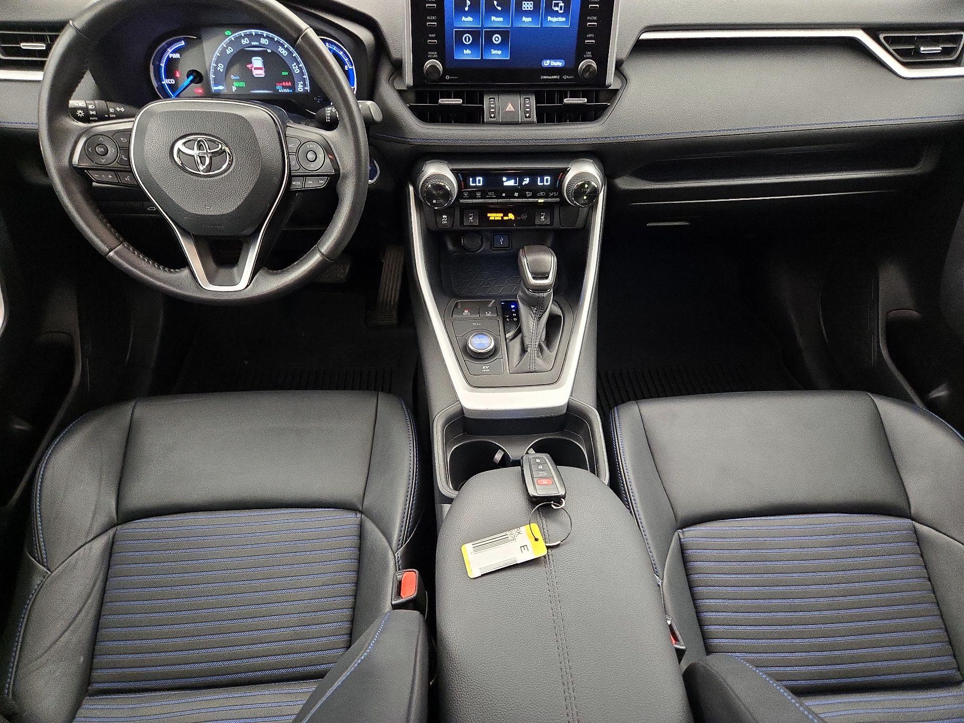 Thumbnail: 2021 Toyota RAV4 - 9