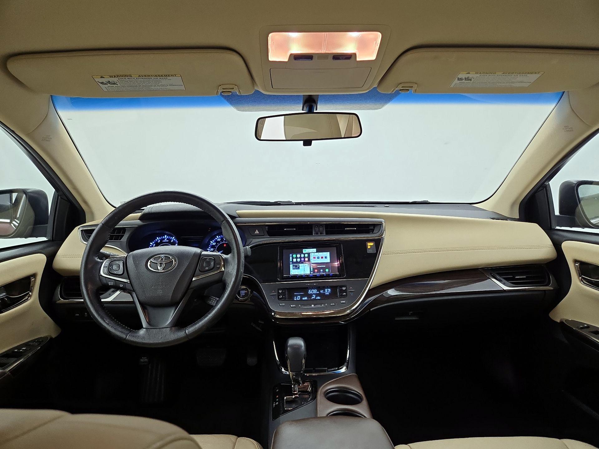 Thumbnail: 2015 Toyota Avalon - 9