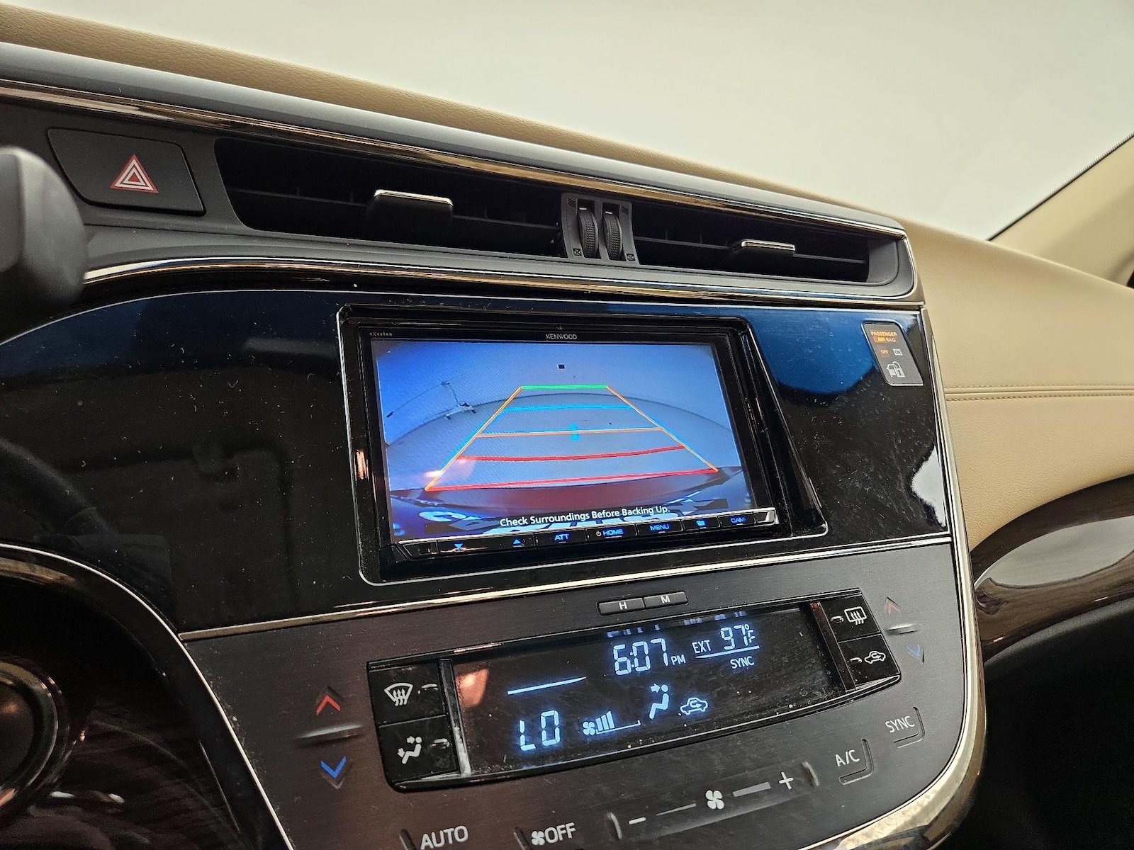 2015 Toyota Avalon XLE - Photo 15