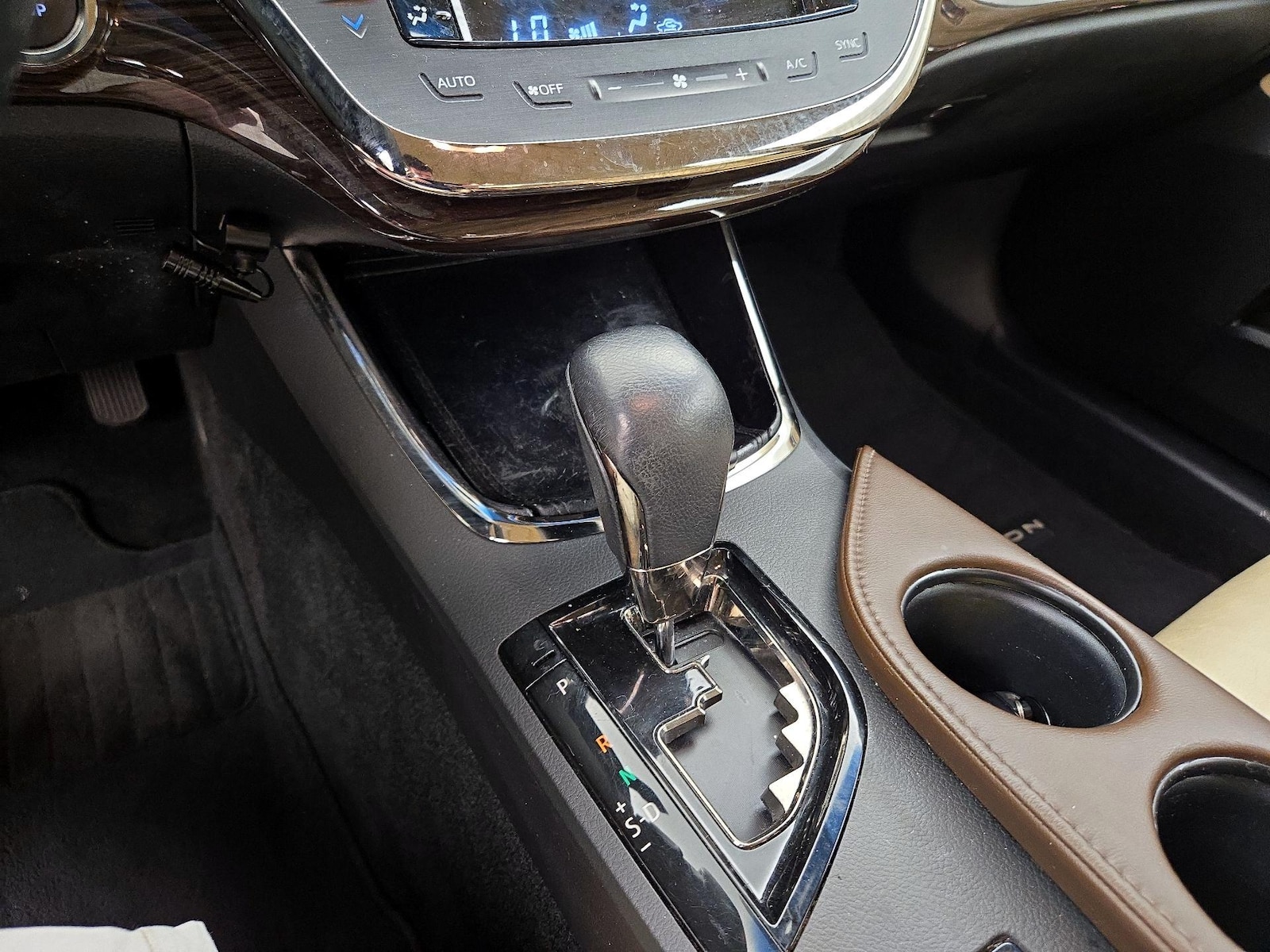 2015 Toyota Avalon XLE - Photo 18