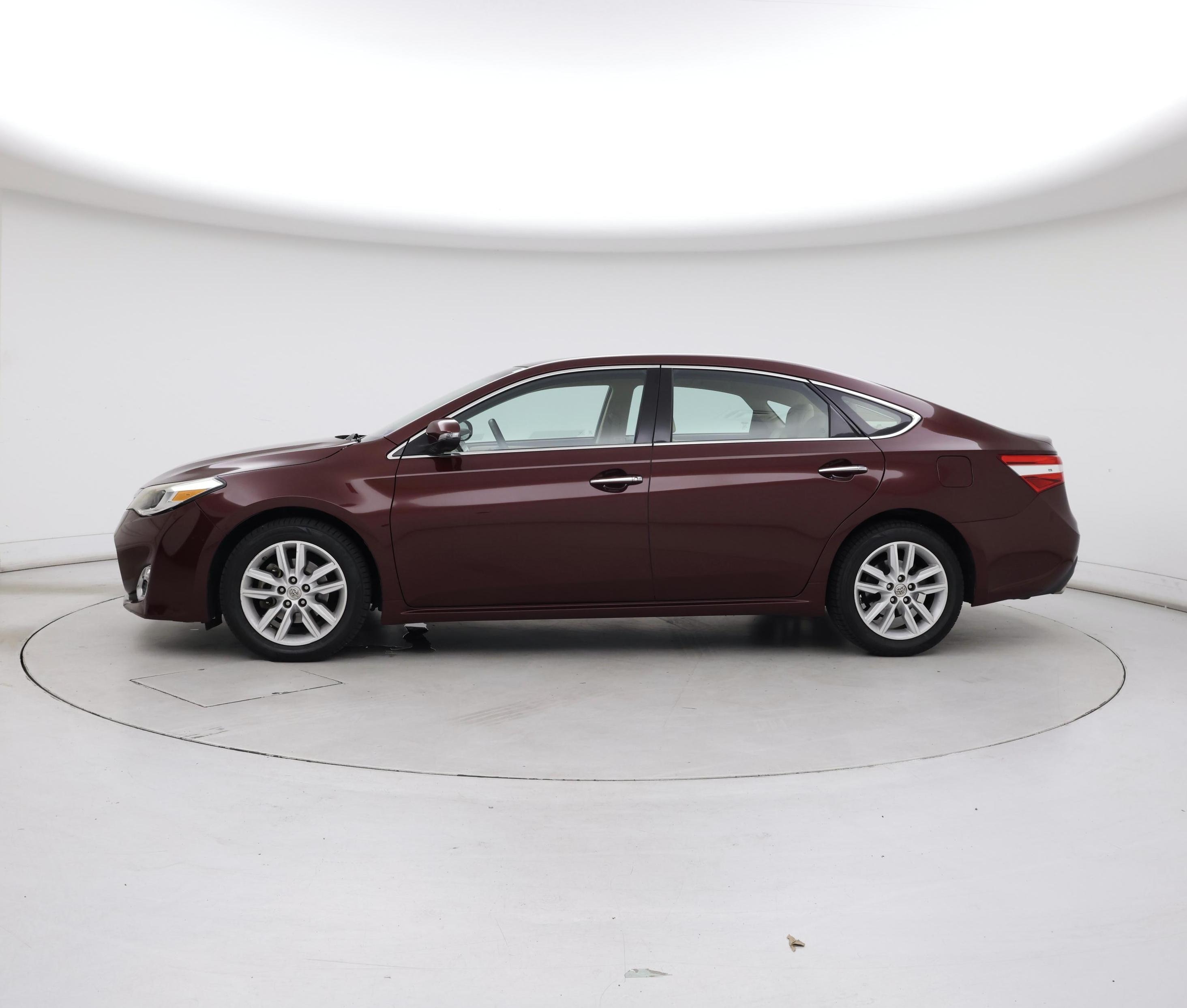 Thumbnail: 2015 Toyota Avalon - 3