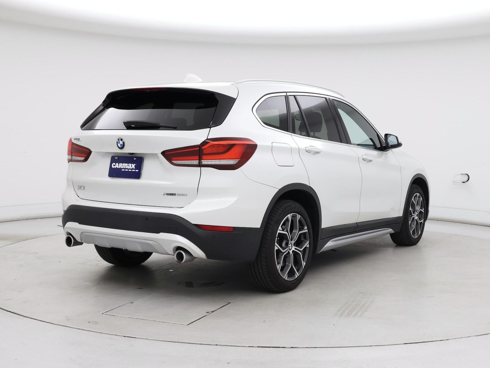 2021 BMW X1 28i - Photo 9