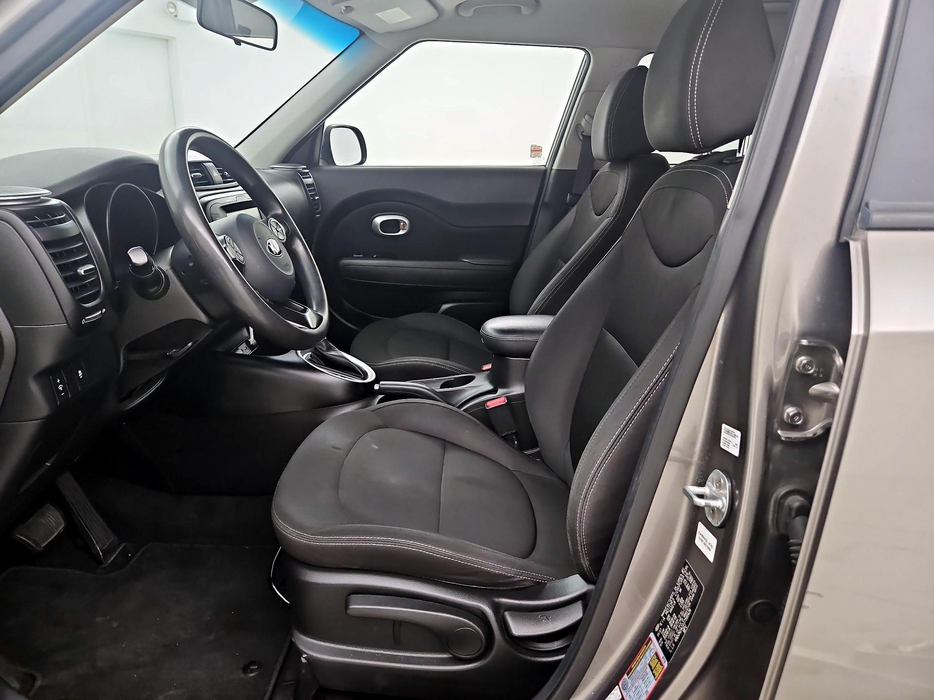 Thumbnail: 2018 Kia Soul - 11