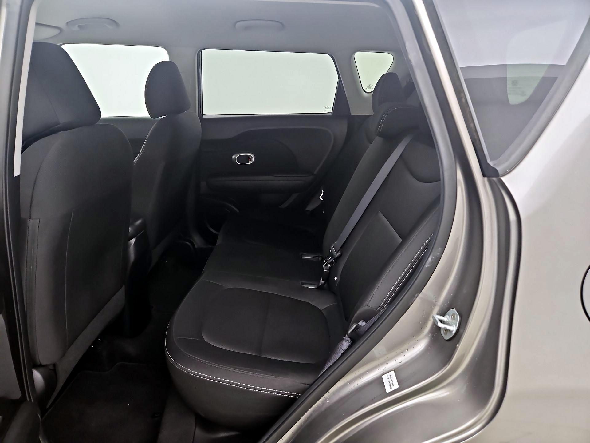 Thumbnail: 2018 Kia Soul - 19