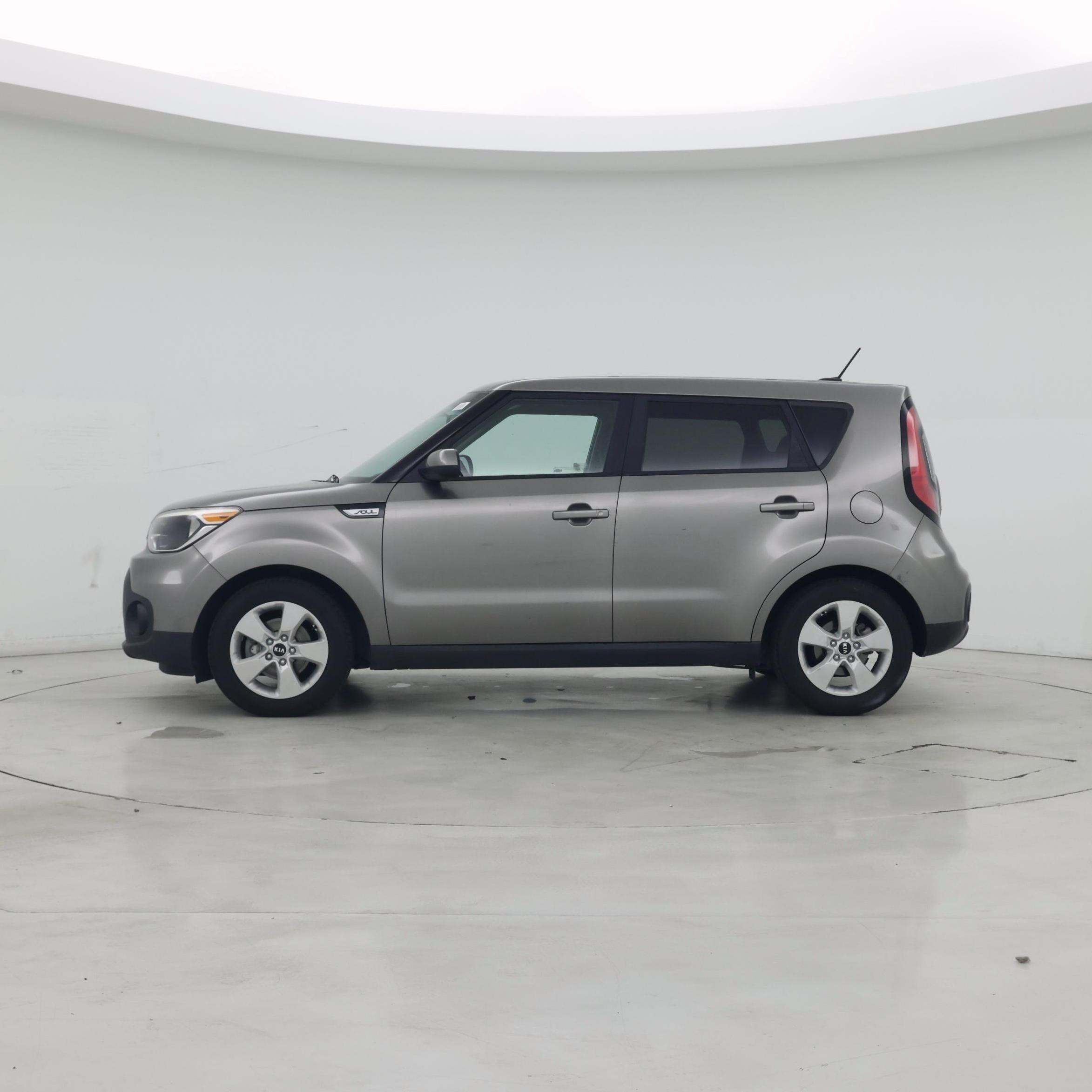 Thumbnail: 2018 Kia Soul - 3