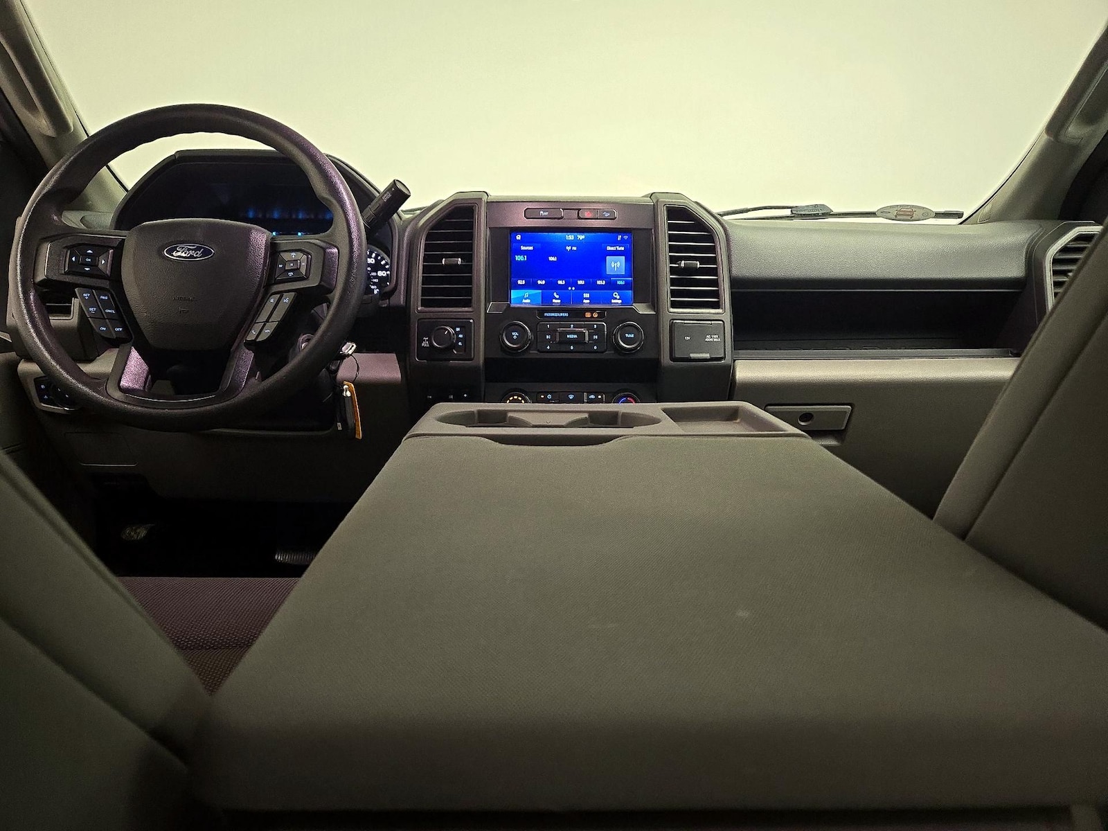 2022 Ford F-350 Super Duty XL - Photo 10