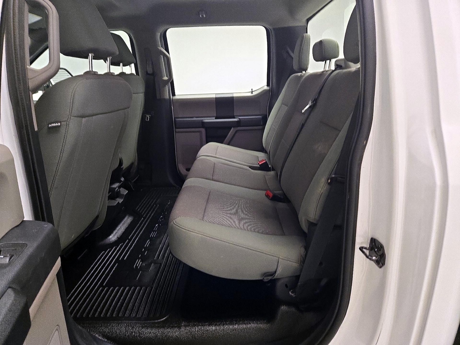 2022 Ford F-350 Super Duty XL - Photo 19