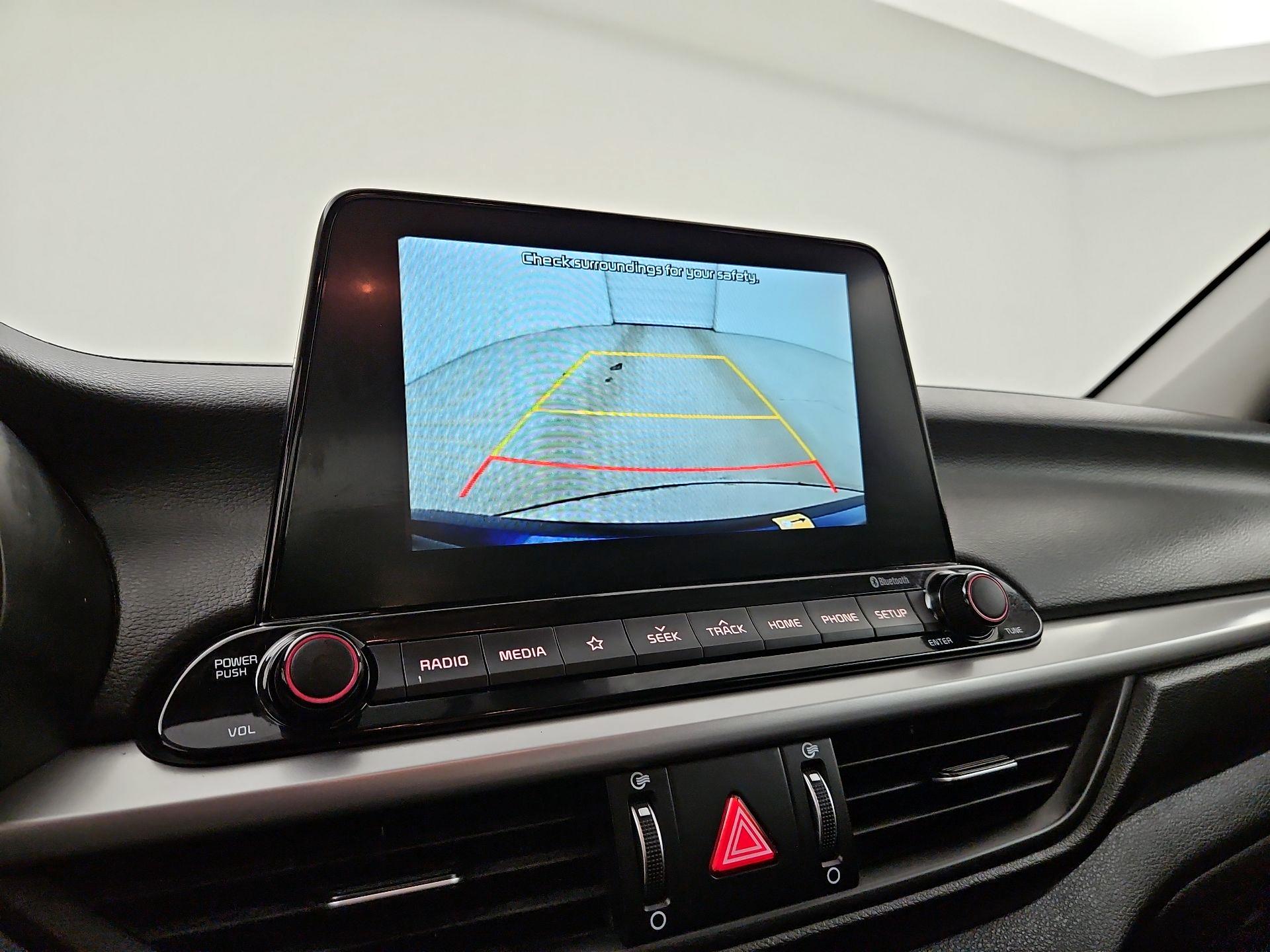 Thumbnail: 2021 Kia Forte - 14