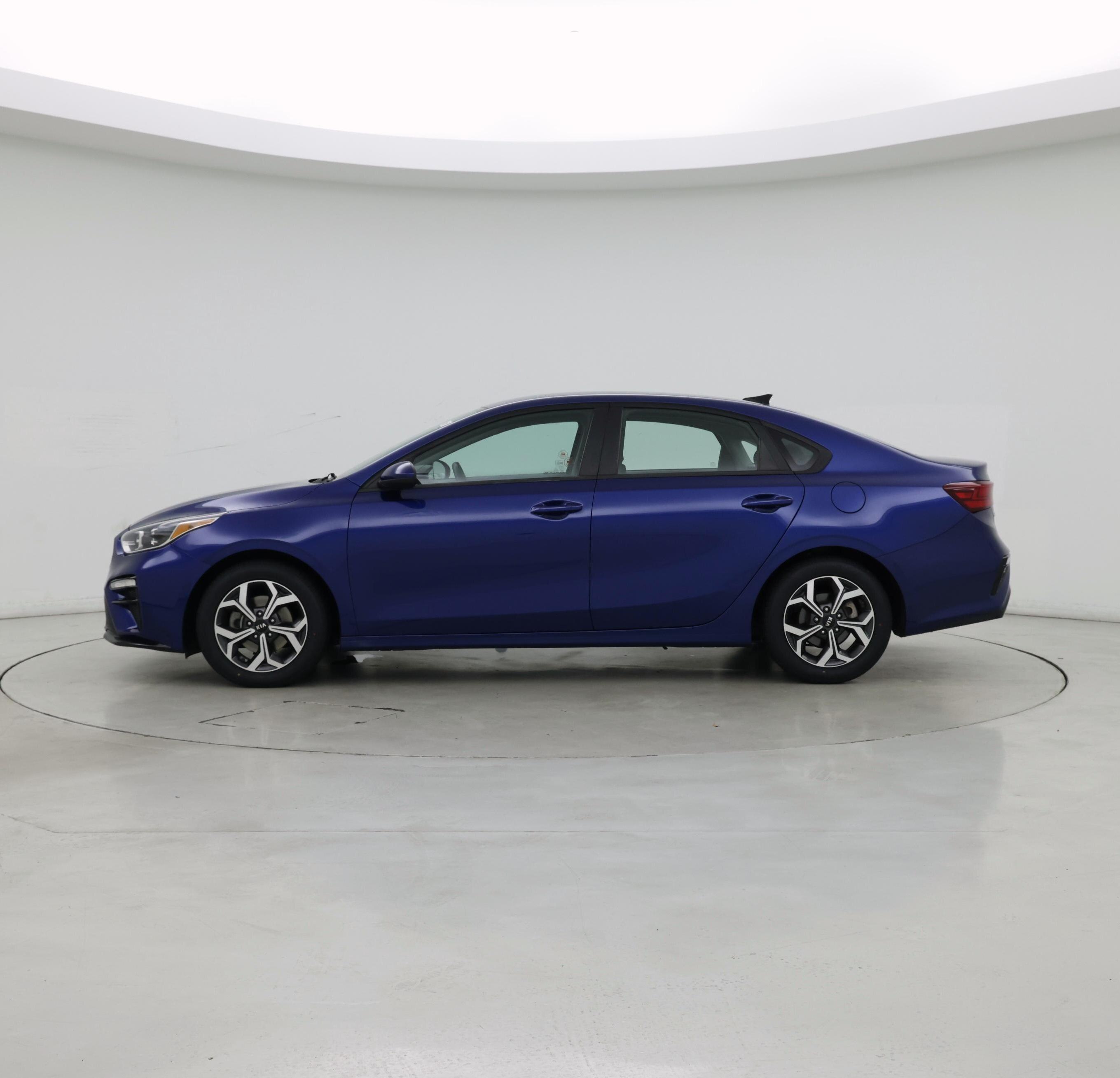 Thumbnail: 2021 Kia Forte - 3