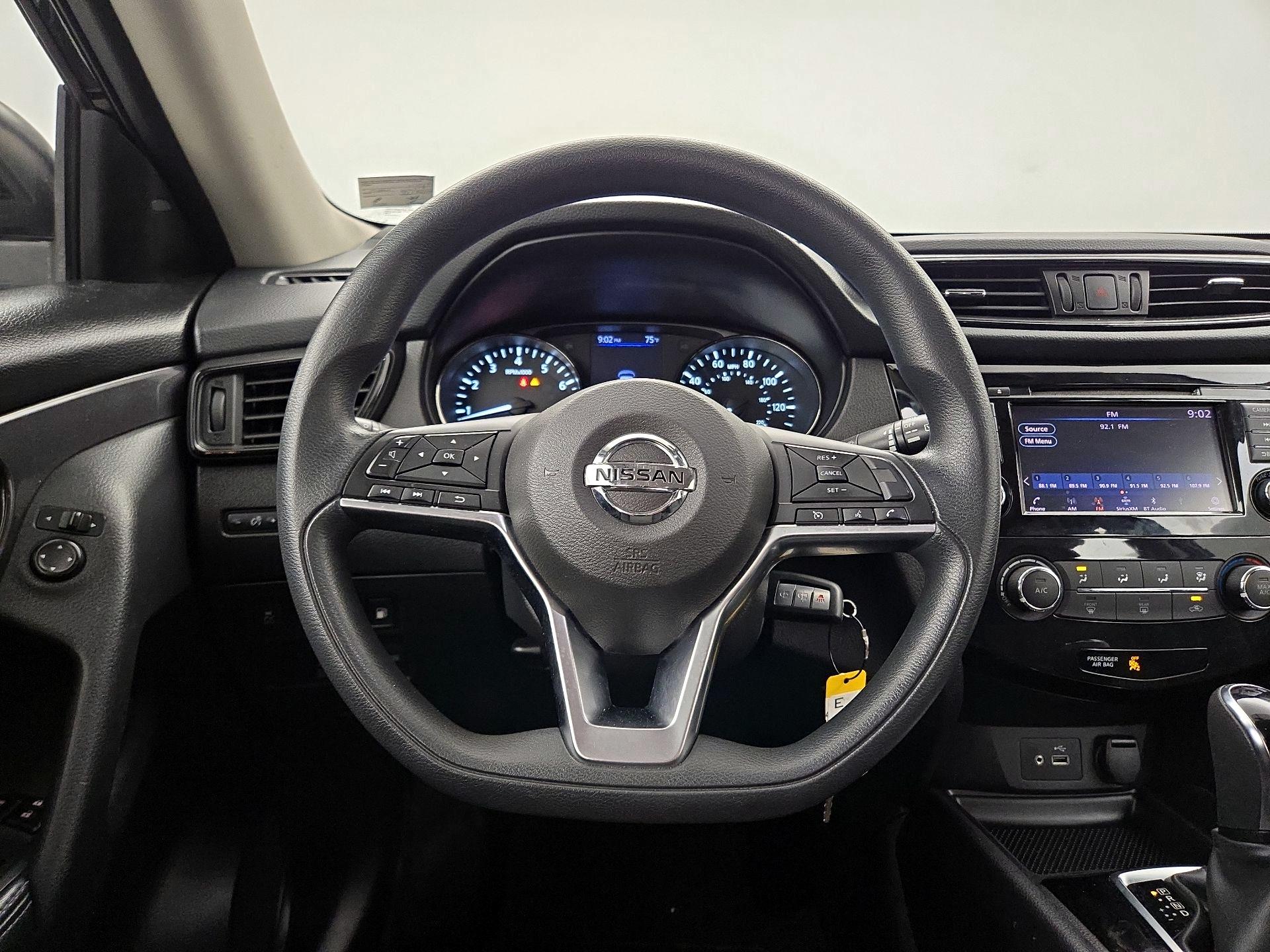 Thumbnail: 2018 Nissan Rogue - 10