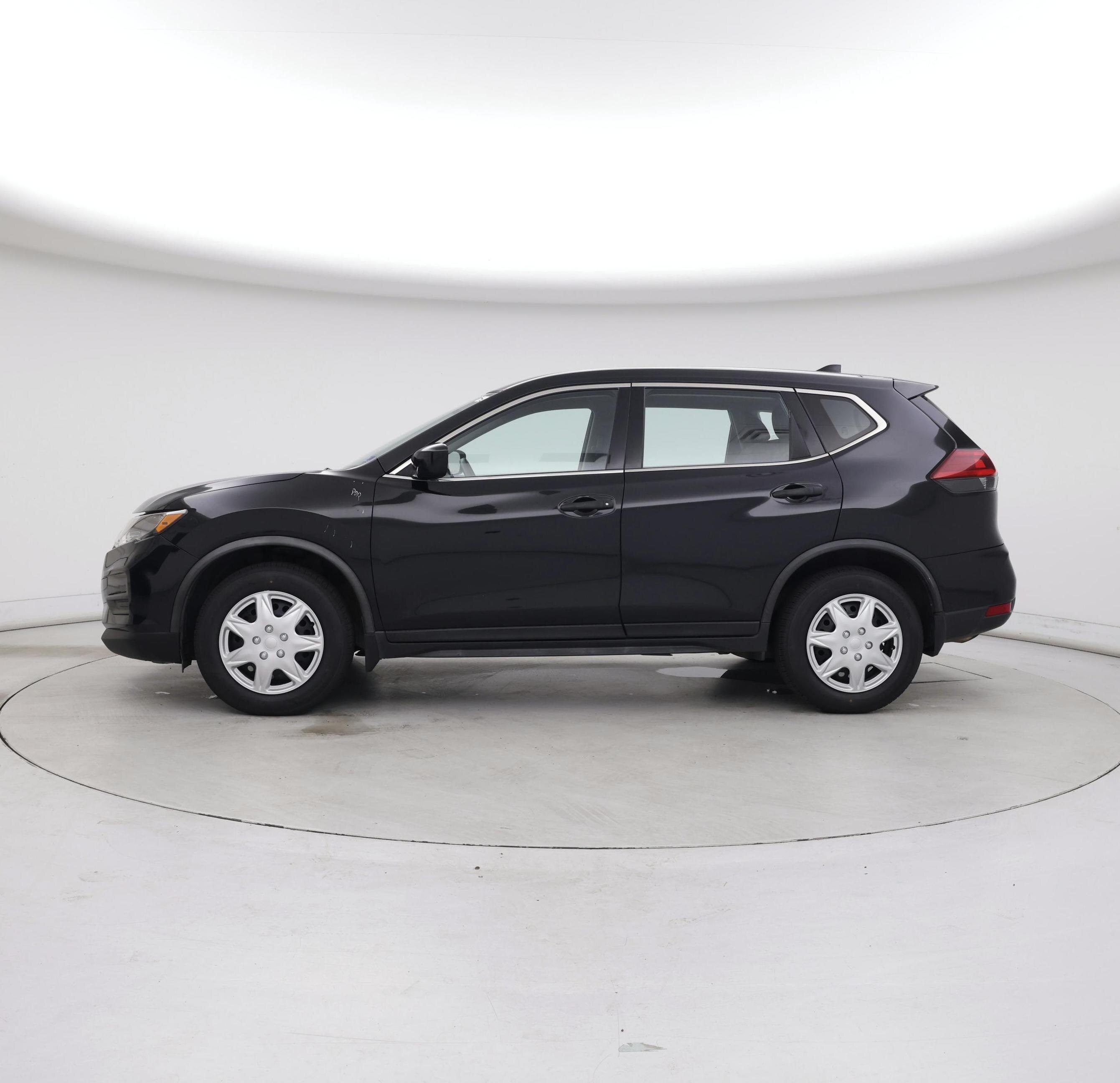 Thumbnail: 2018 Nissan Rogue - 3