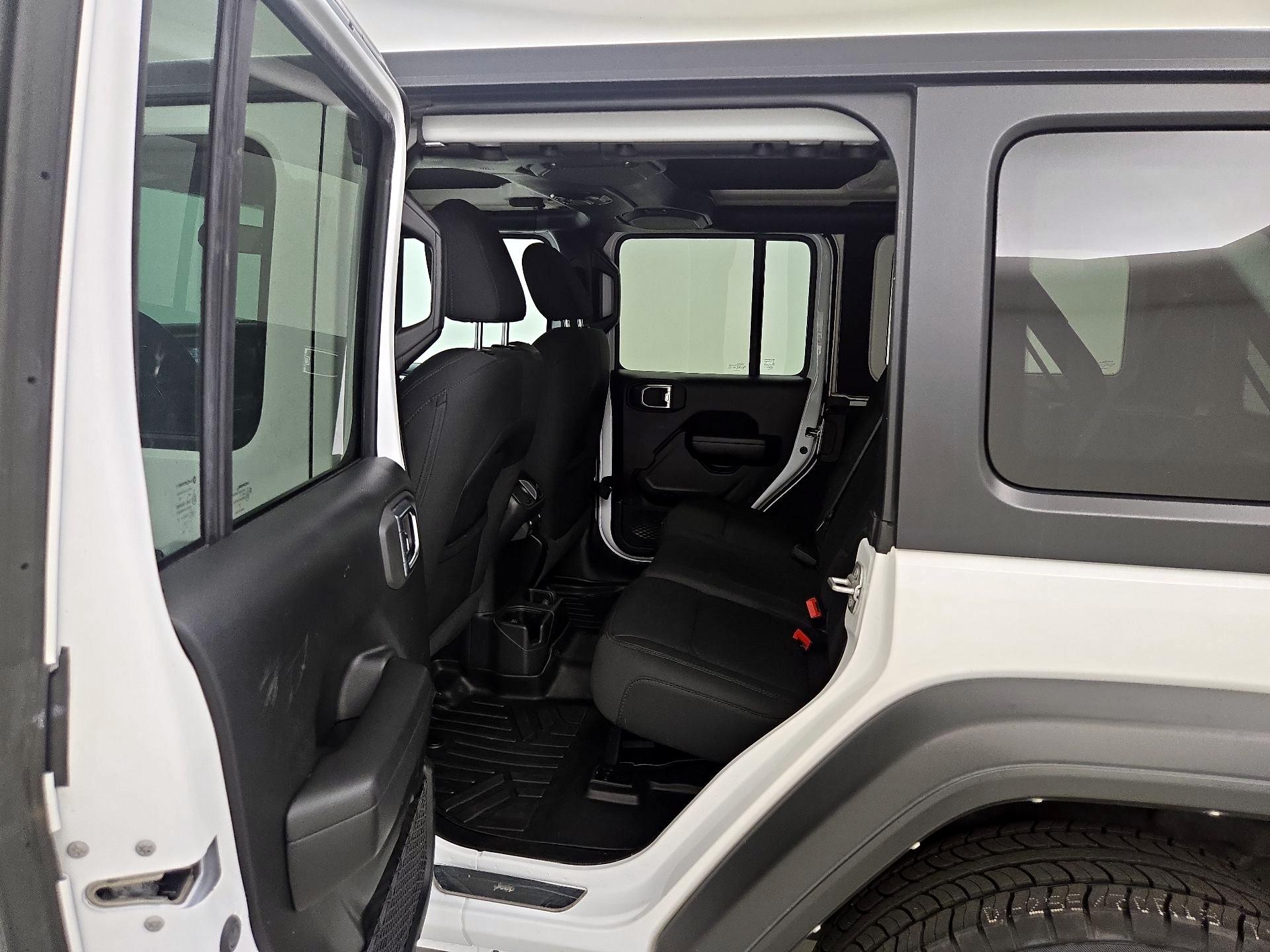 Thumbnail: 2021 Jeep Wrangler - 19