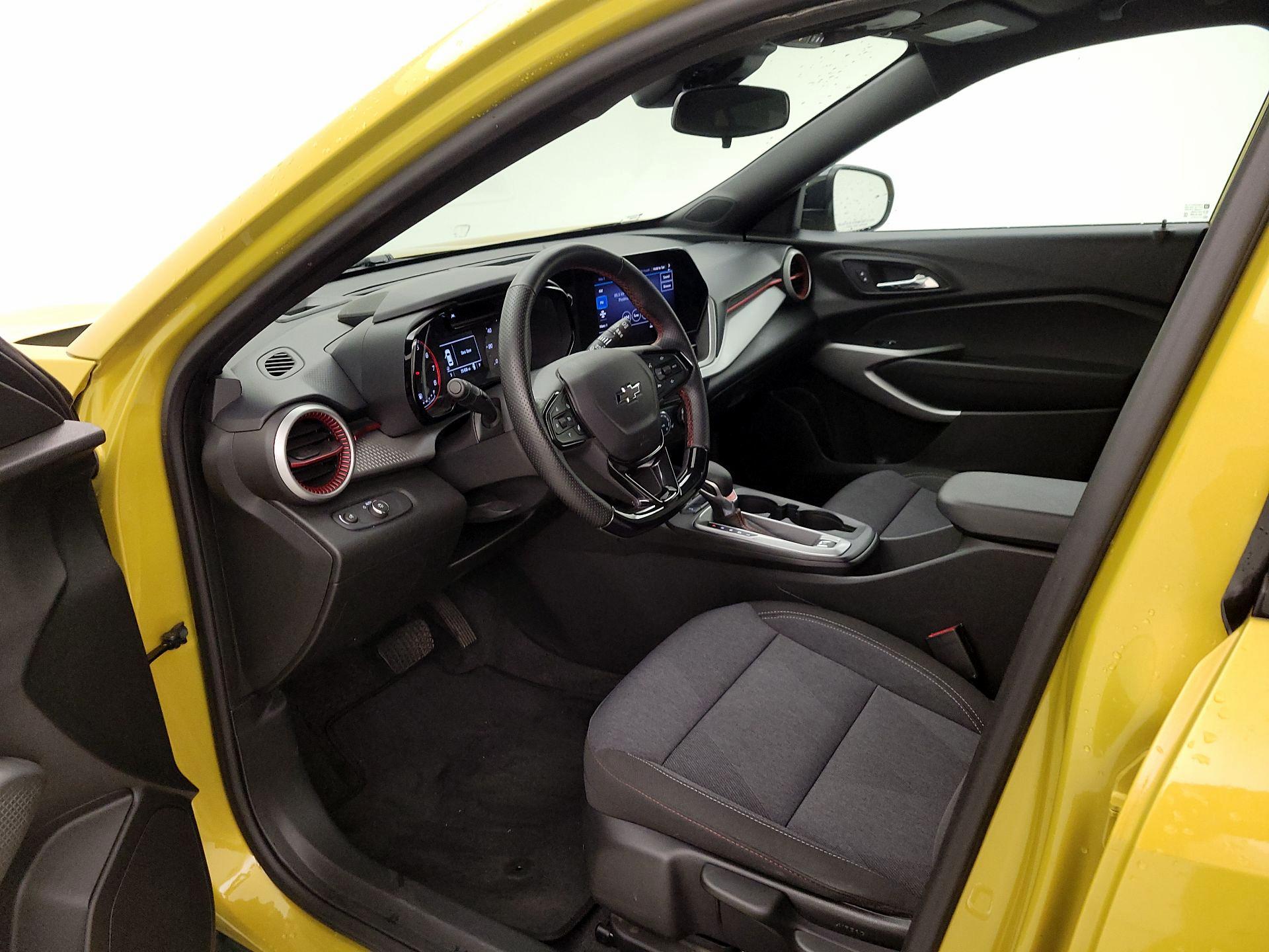 Thumbnail: 2024 Chevrolet Trax - 11