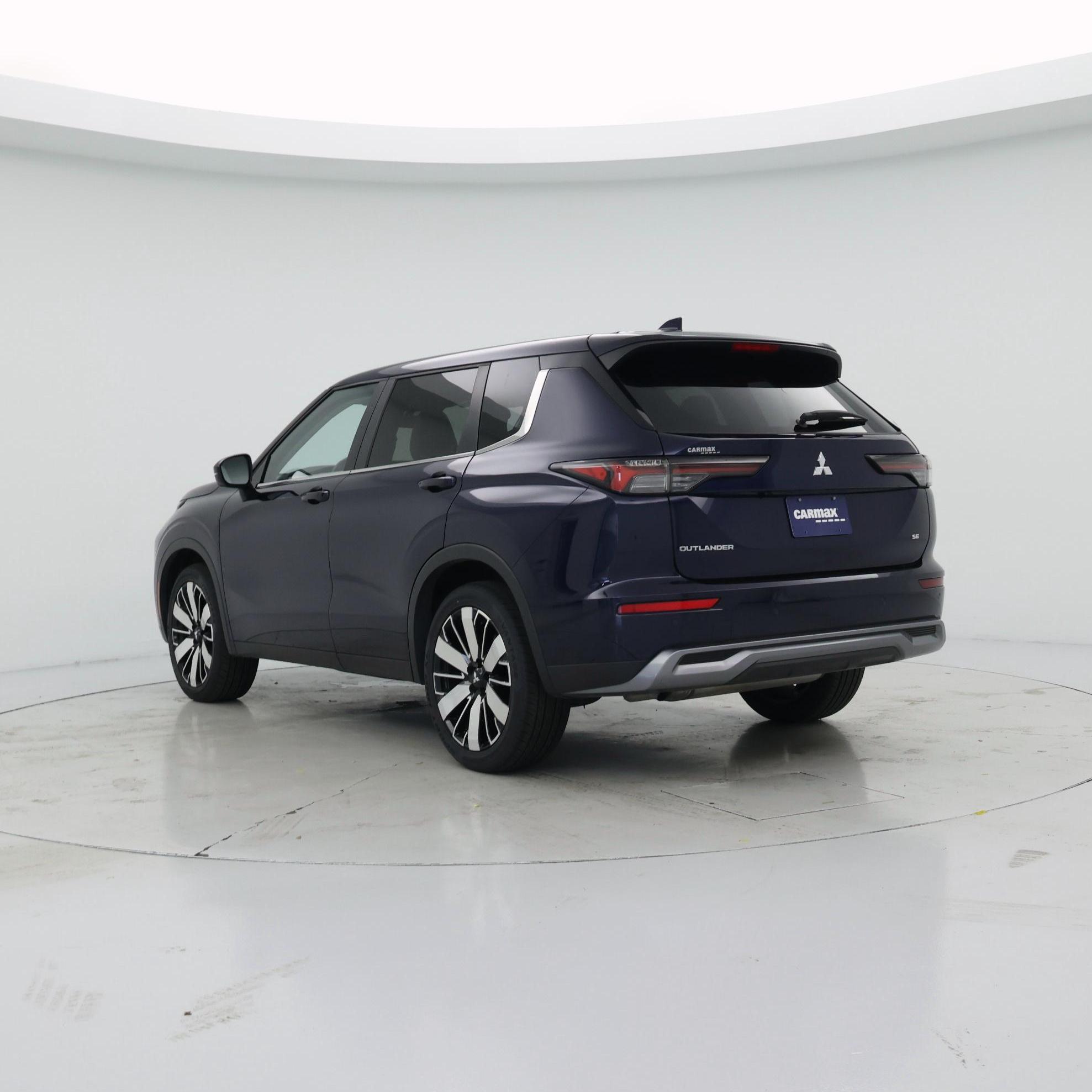 Thumbnail: 2025 Mitsubishi Outlander - 2