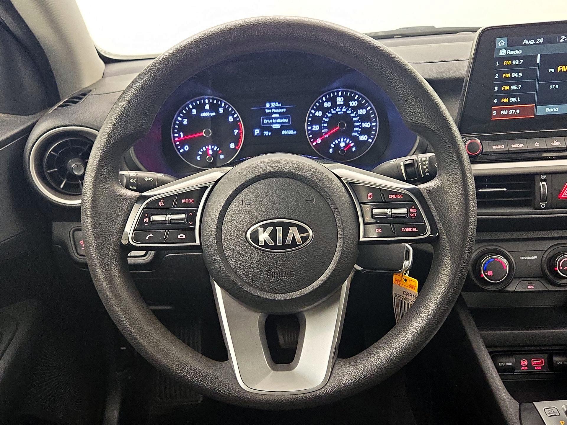 Thumbnail: 2021 Kia Forte - 10