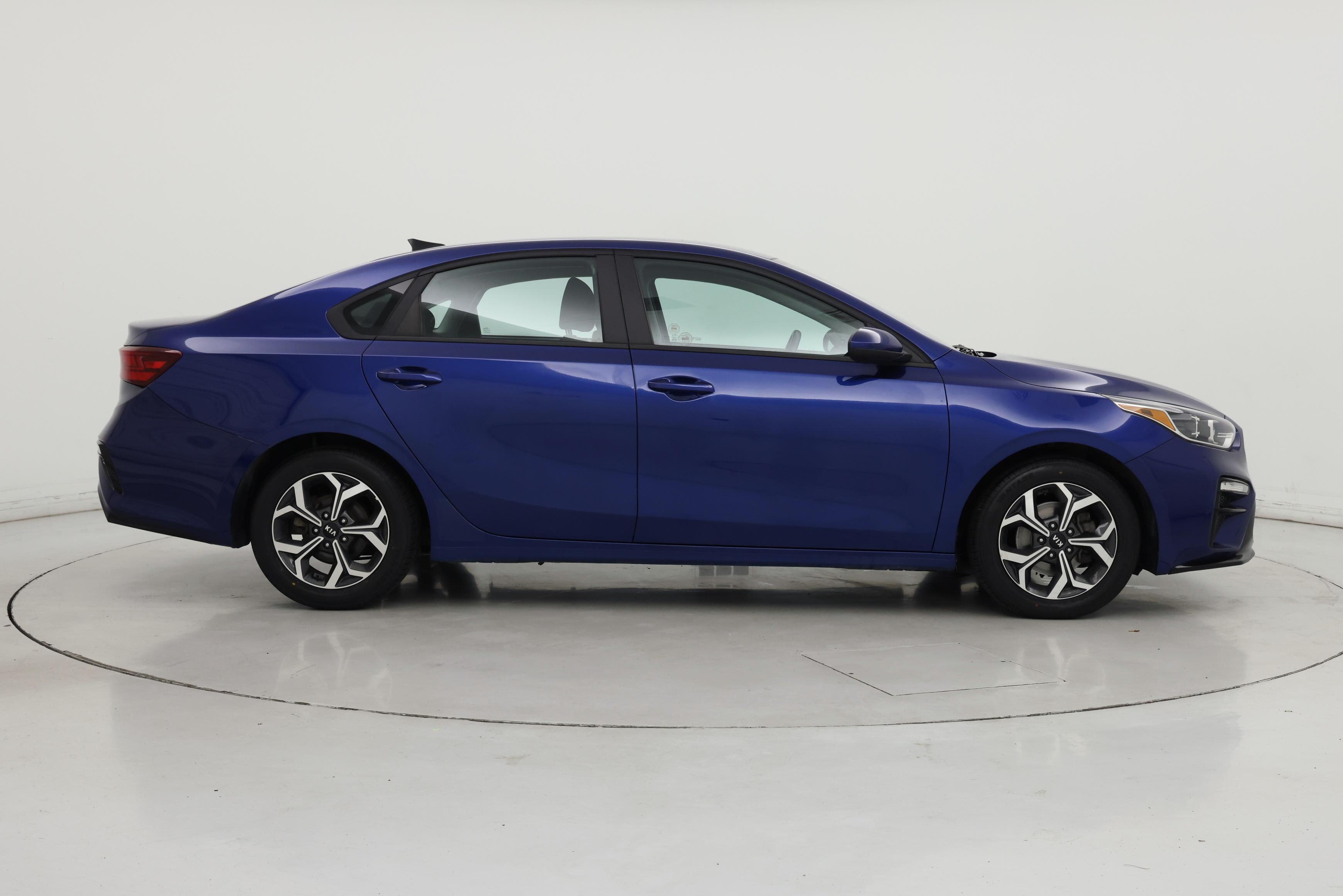 Thumbnail: 2021 Kia Forte - 7