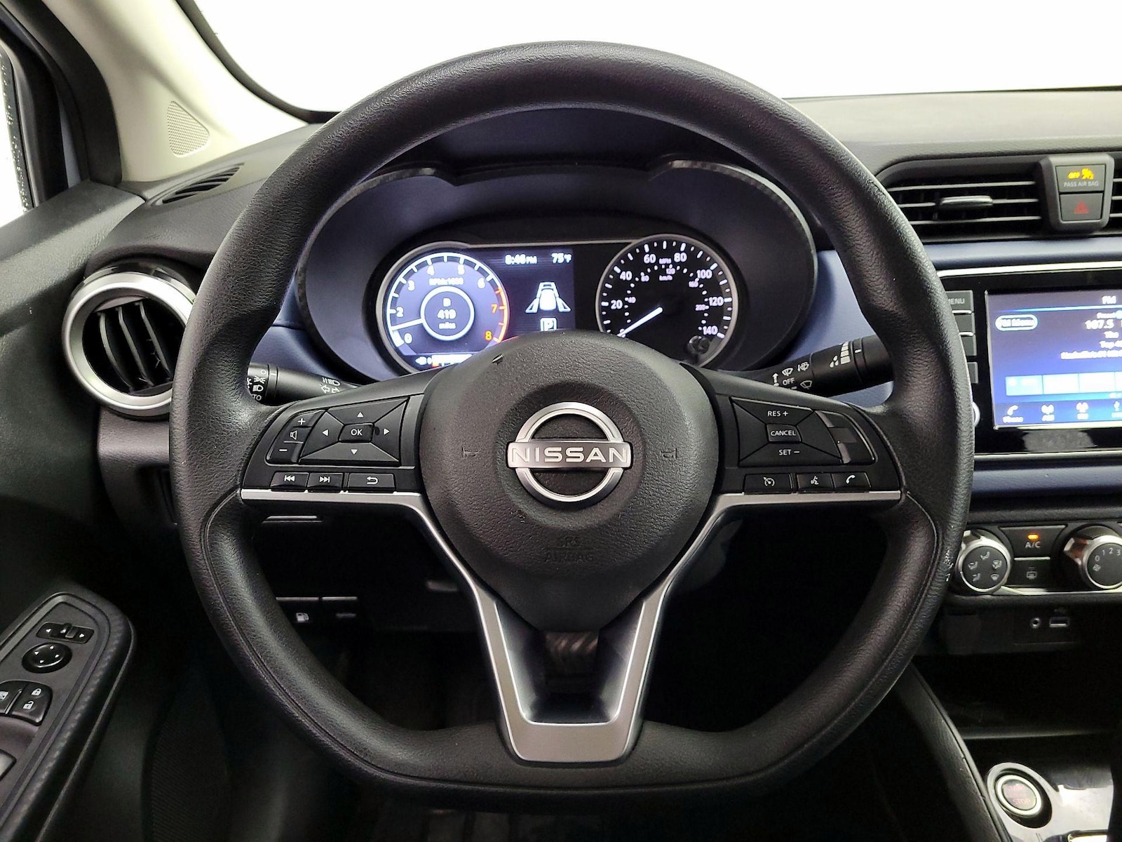2023 Nissan Versa Sedan SV - Photo 11