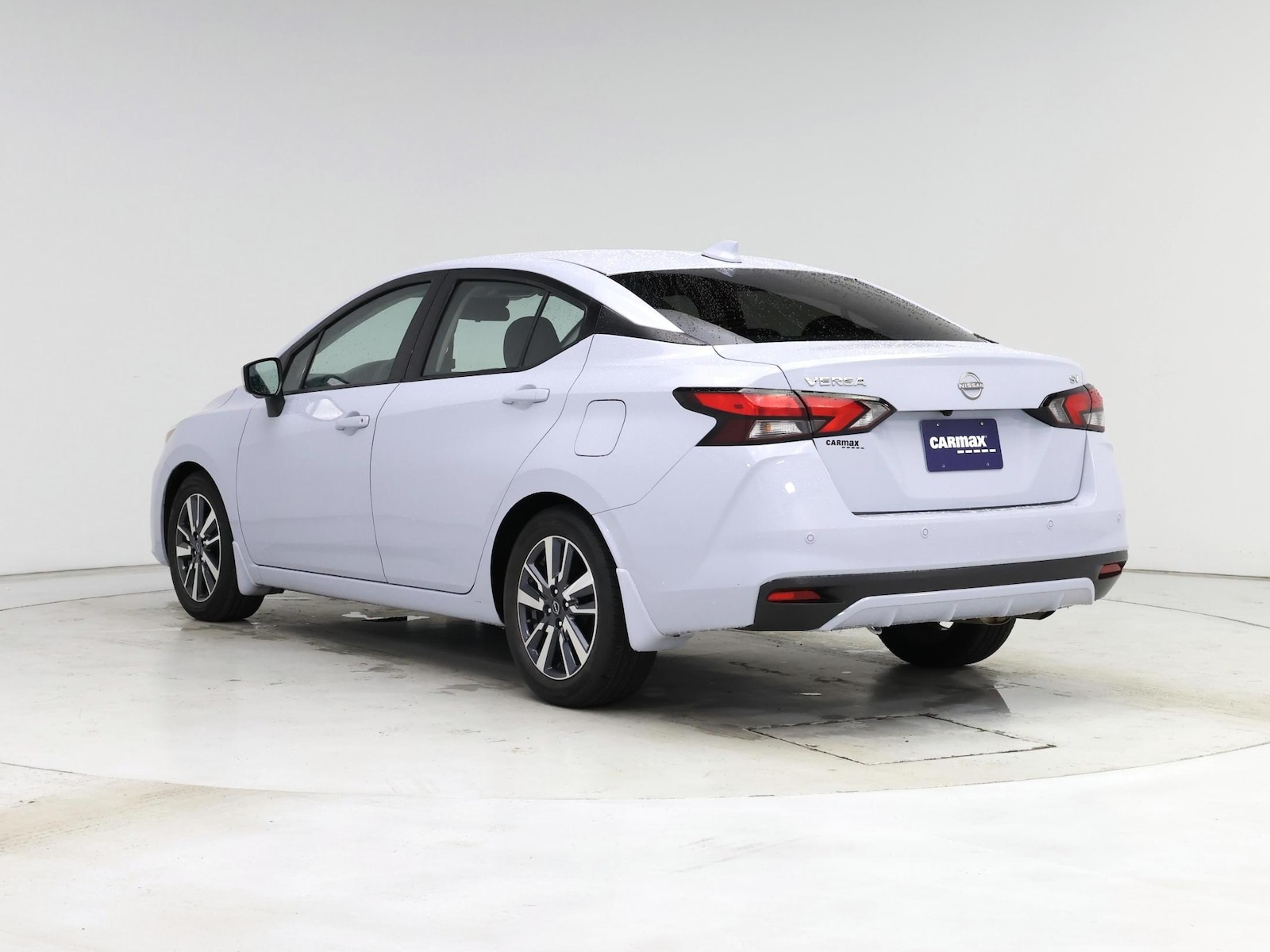 2023 Nissan Versa Sedan SV - Photo 3