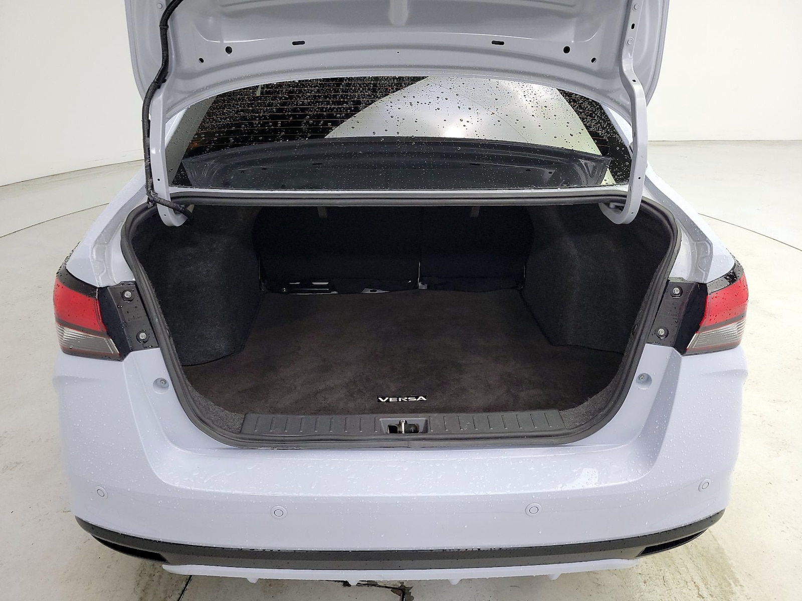 2023 Nissan Versa Sedan SV - Photo 20