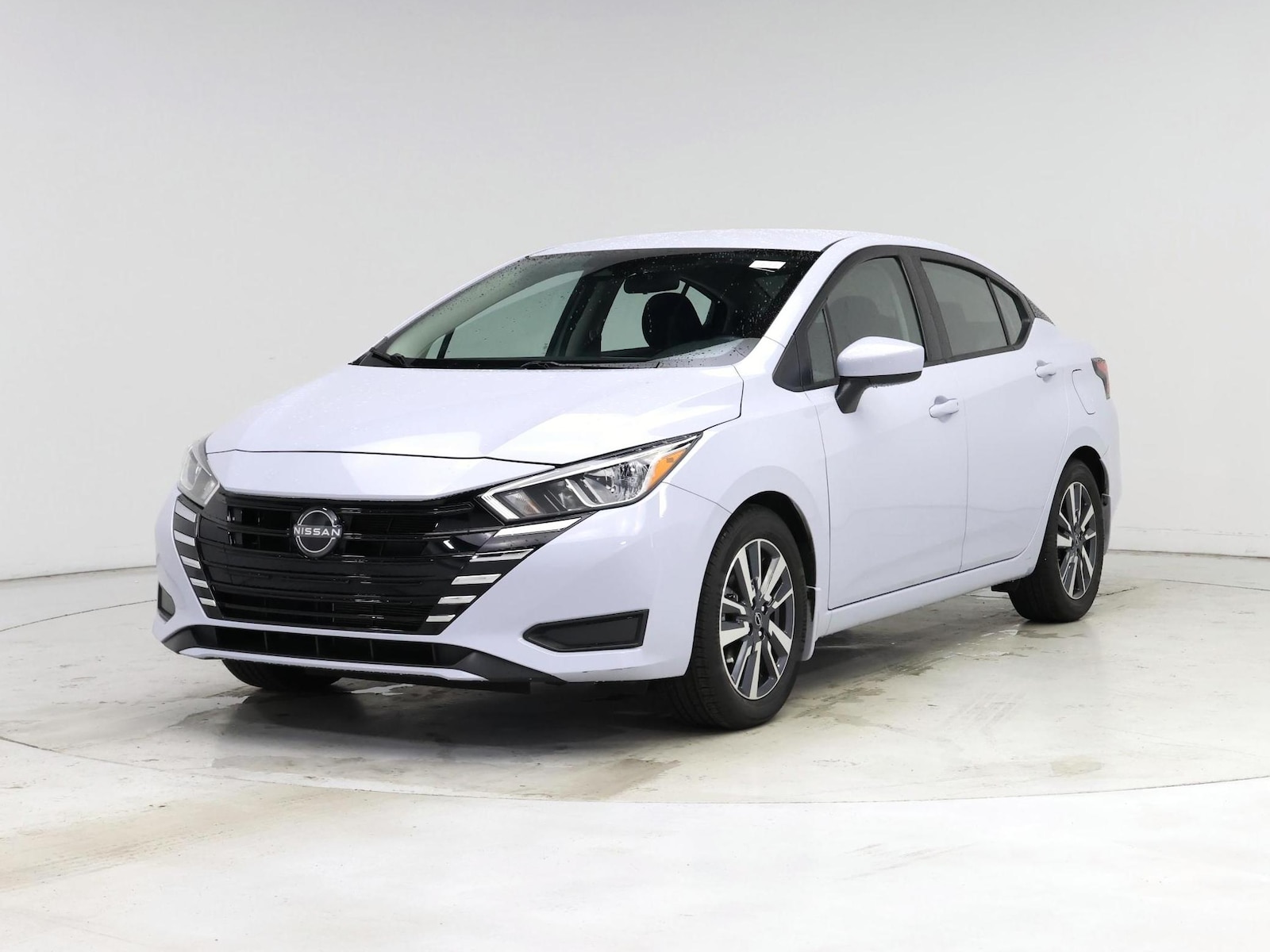 2023 Nissan Versa Sedan SV - Photo 5