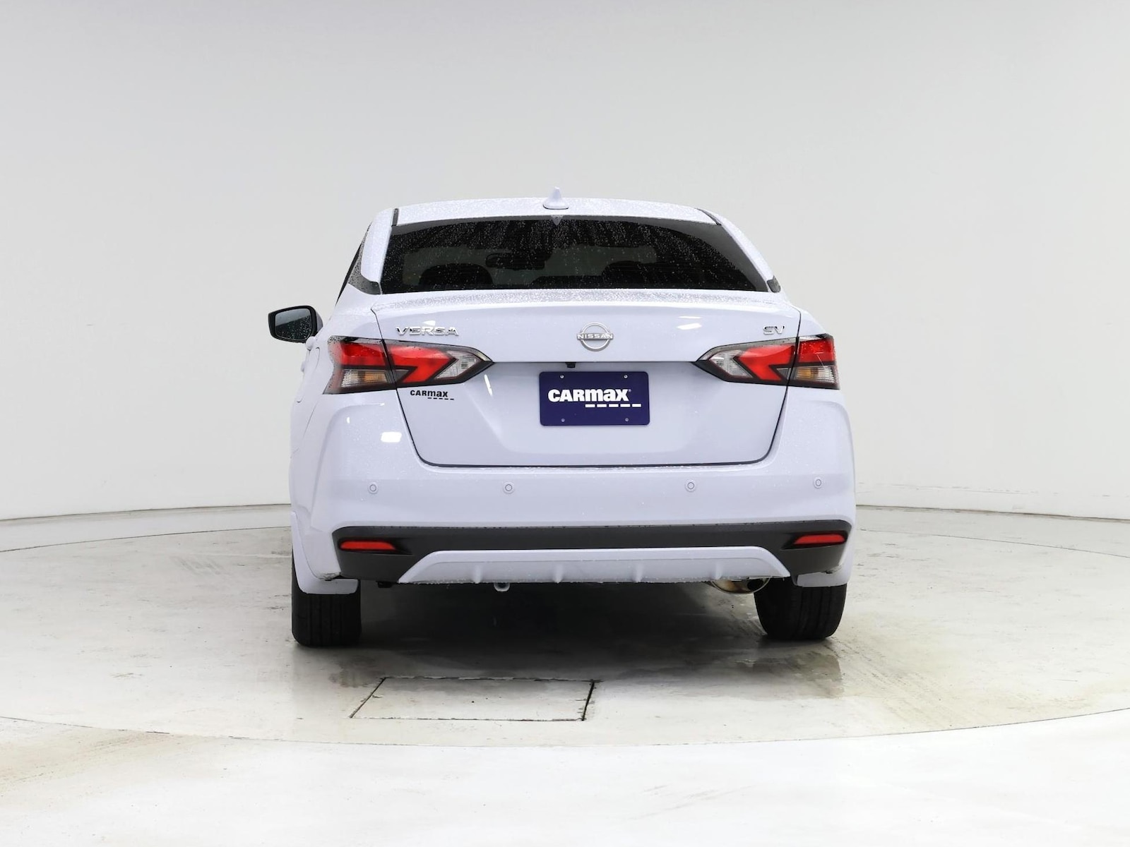 2023 Nissan Versa Sedan SV - Photo 7