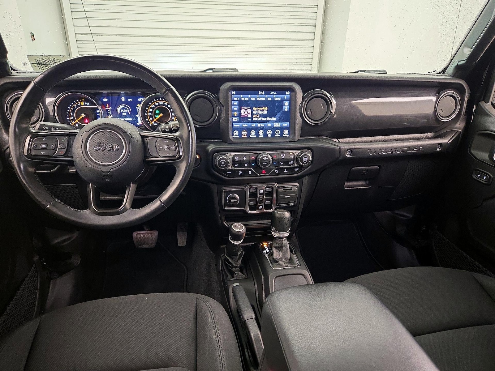 2022 Jeep Wrangler Unlimited Altitude - Photo 10