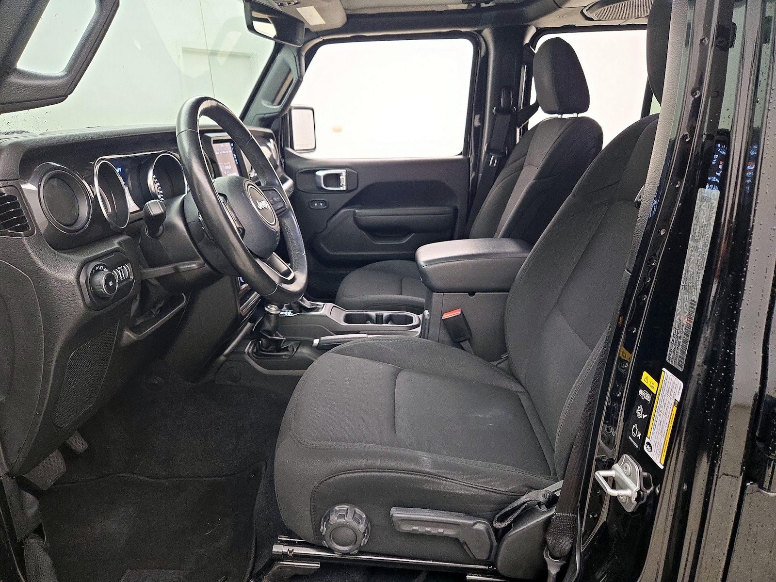 2022 Jeep Wrangler Unlimited Altitude - Photo 12