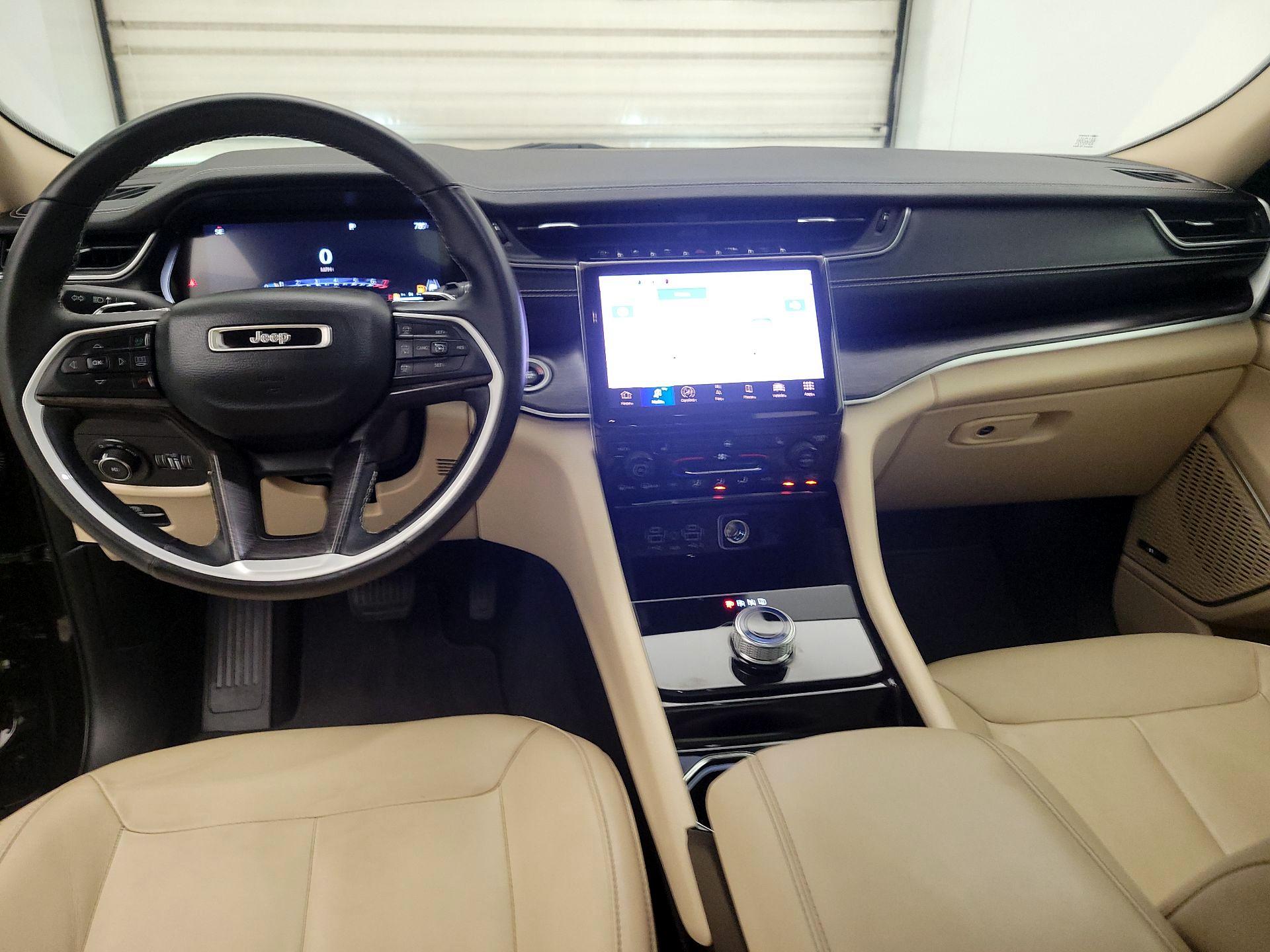 Thumbnail: 2022 Jeep Grand Cherokee L - 9