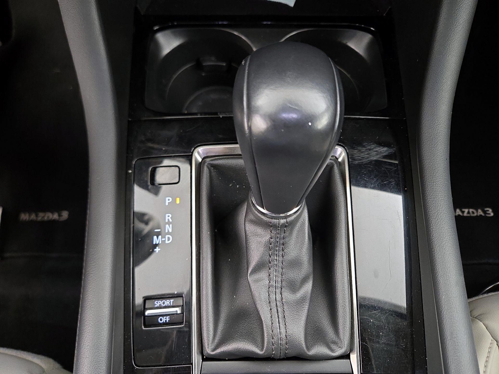 Thumbnail: 2025 Mazda Mazda3 - 17