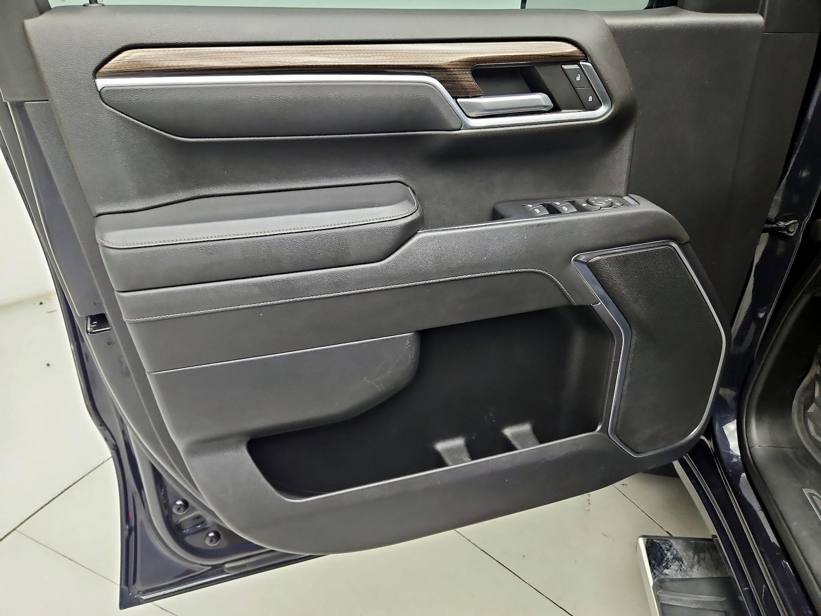 2022 Chevrolet Silverado 1500 RST - Photo 13