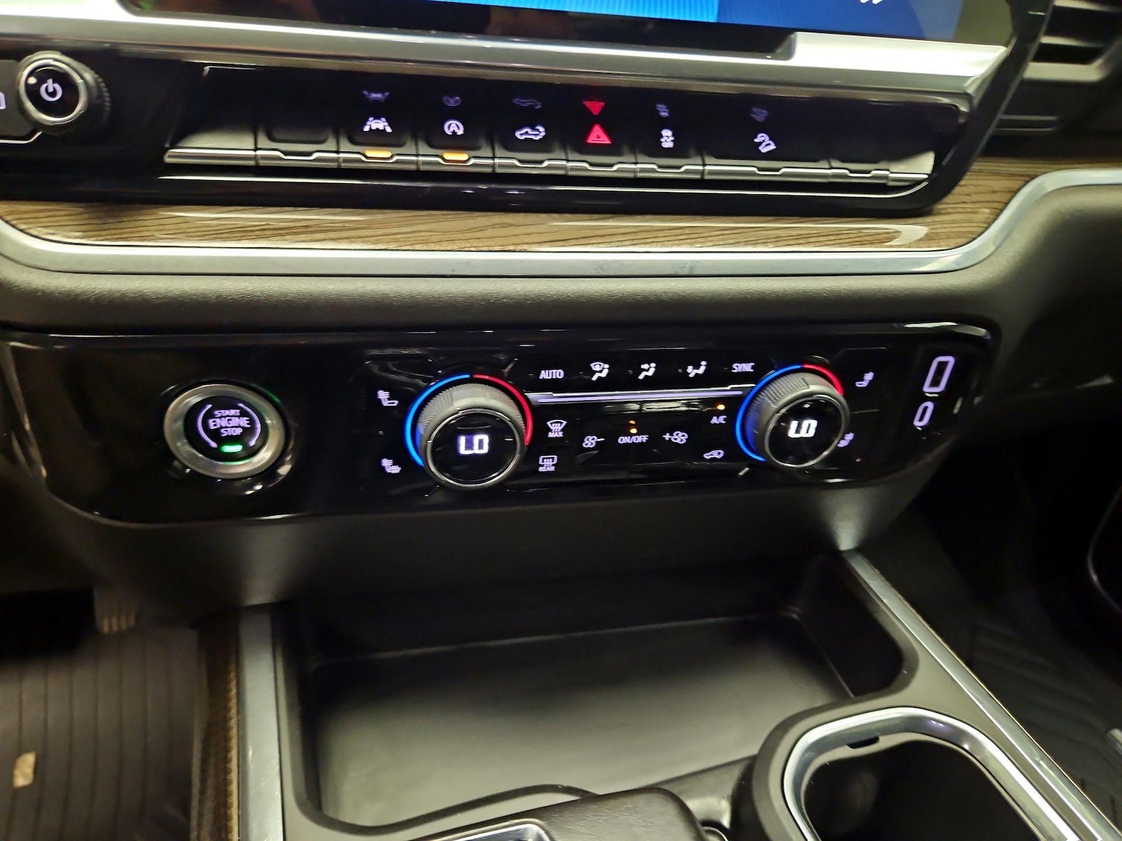 2022 Chevrolet Silverado 1500 RST - Photo 17
