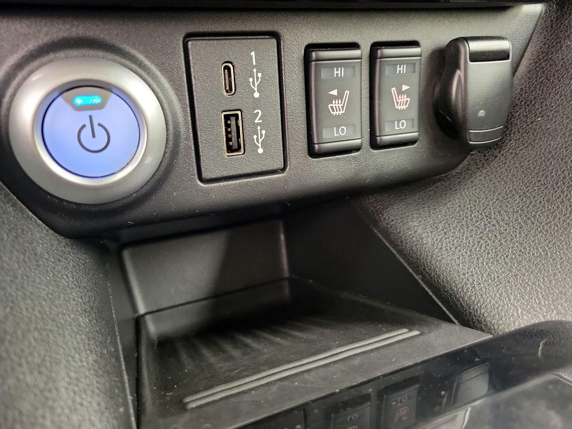 Thumbnail: 2024 Nissan Leaf - 18