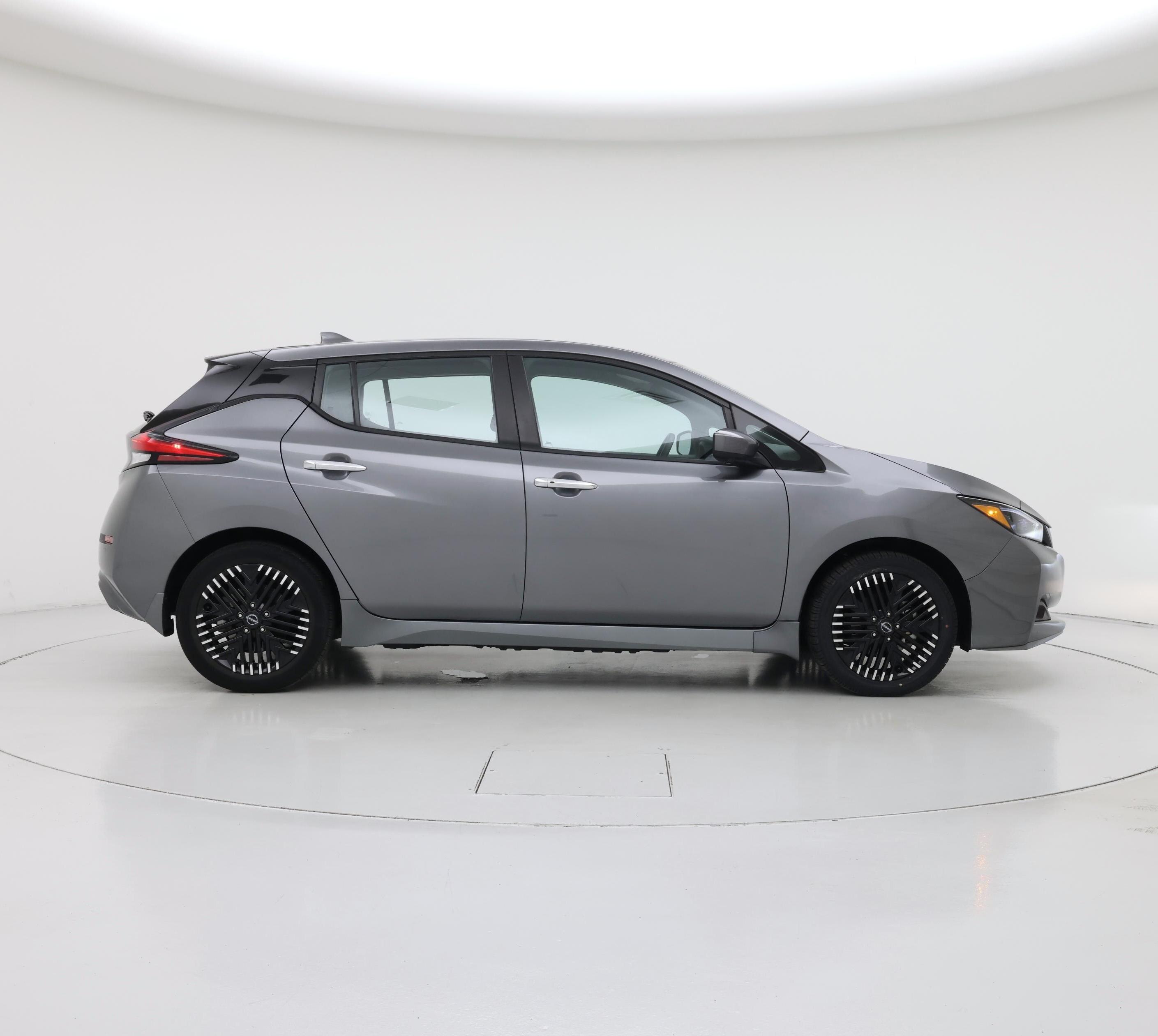 Thumbnail: 2024 Nissan Leaf - 7