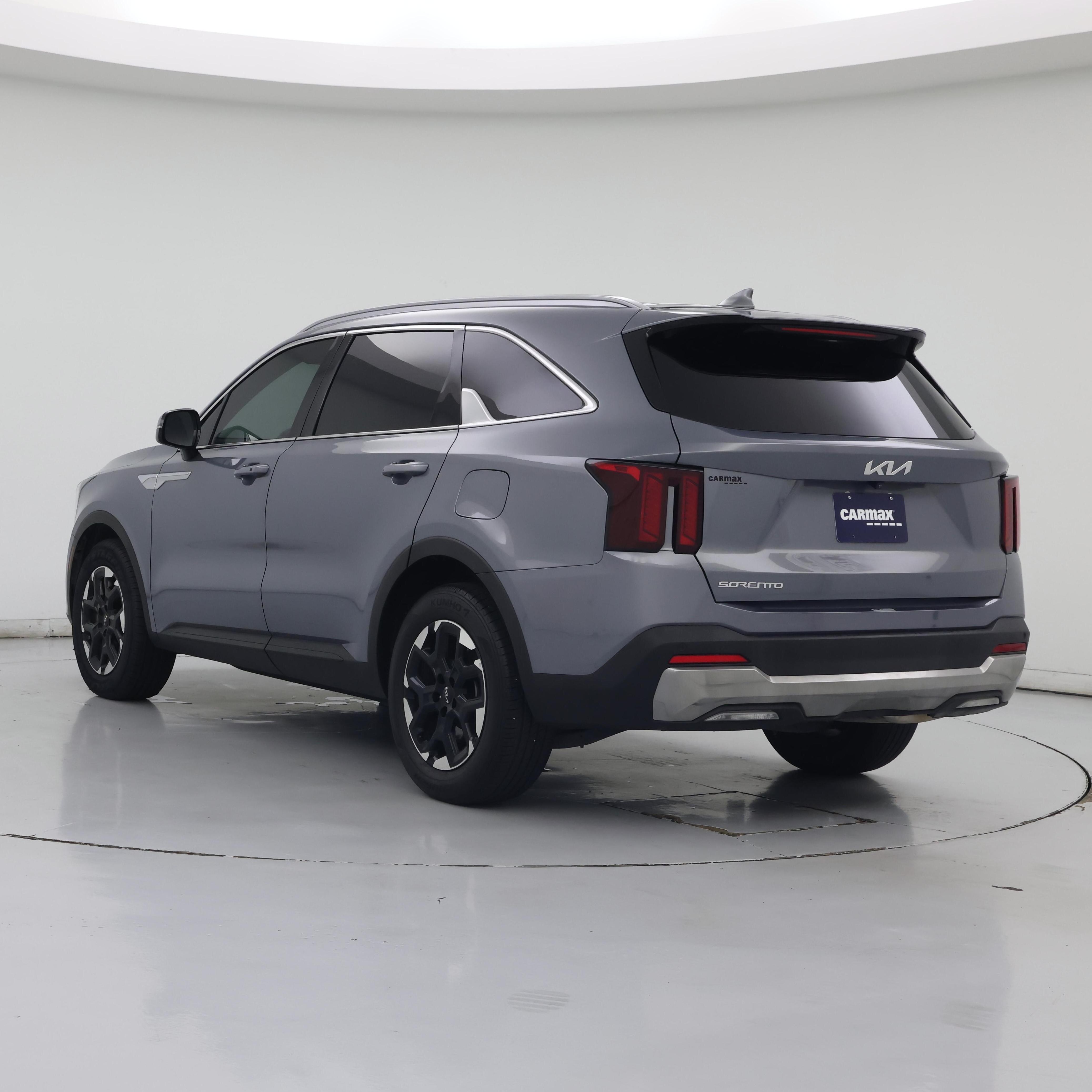 Thumbnail: 2024 Kia Sorento - 2