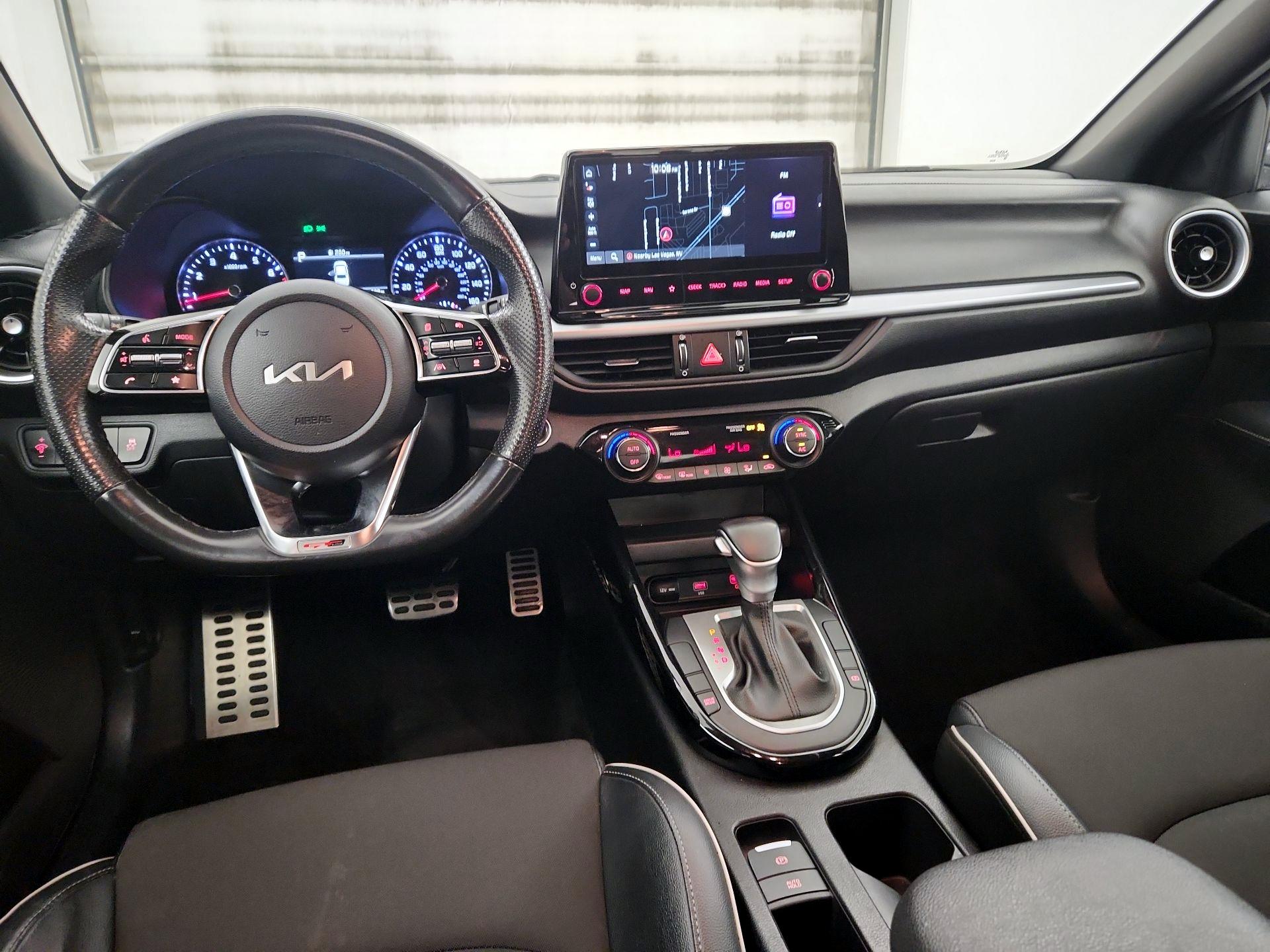 Thumbnail: 2023 Kia Forte - 9