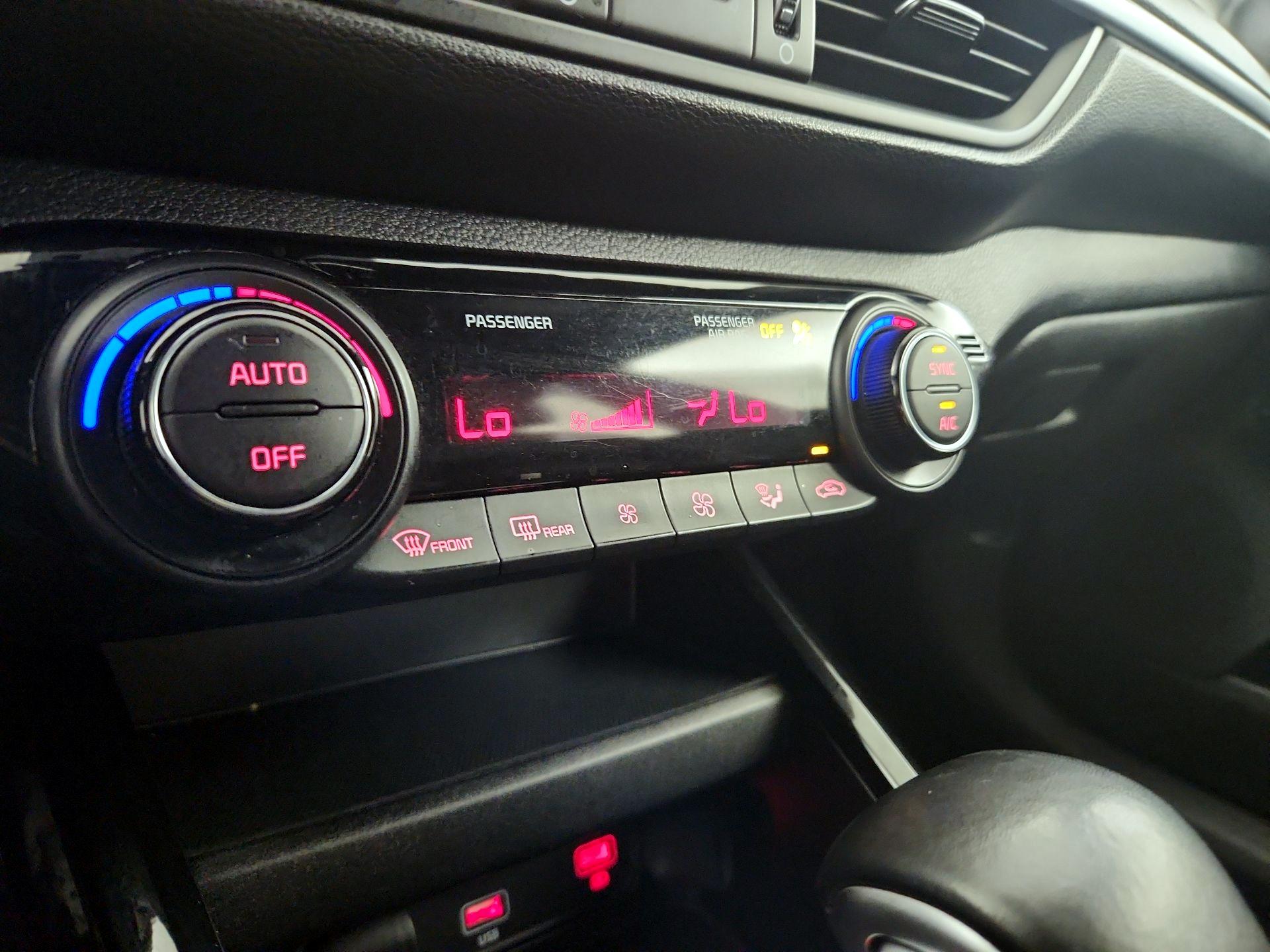 Thumbnail: 2023 Kia Forte - 17