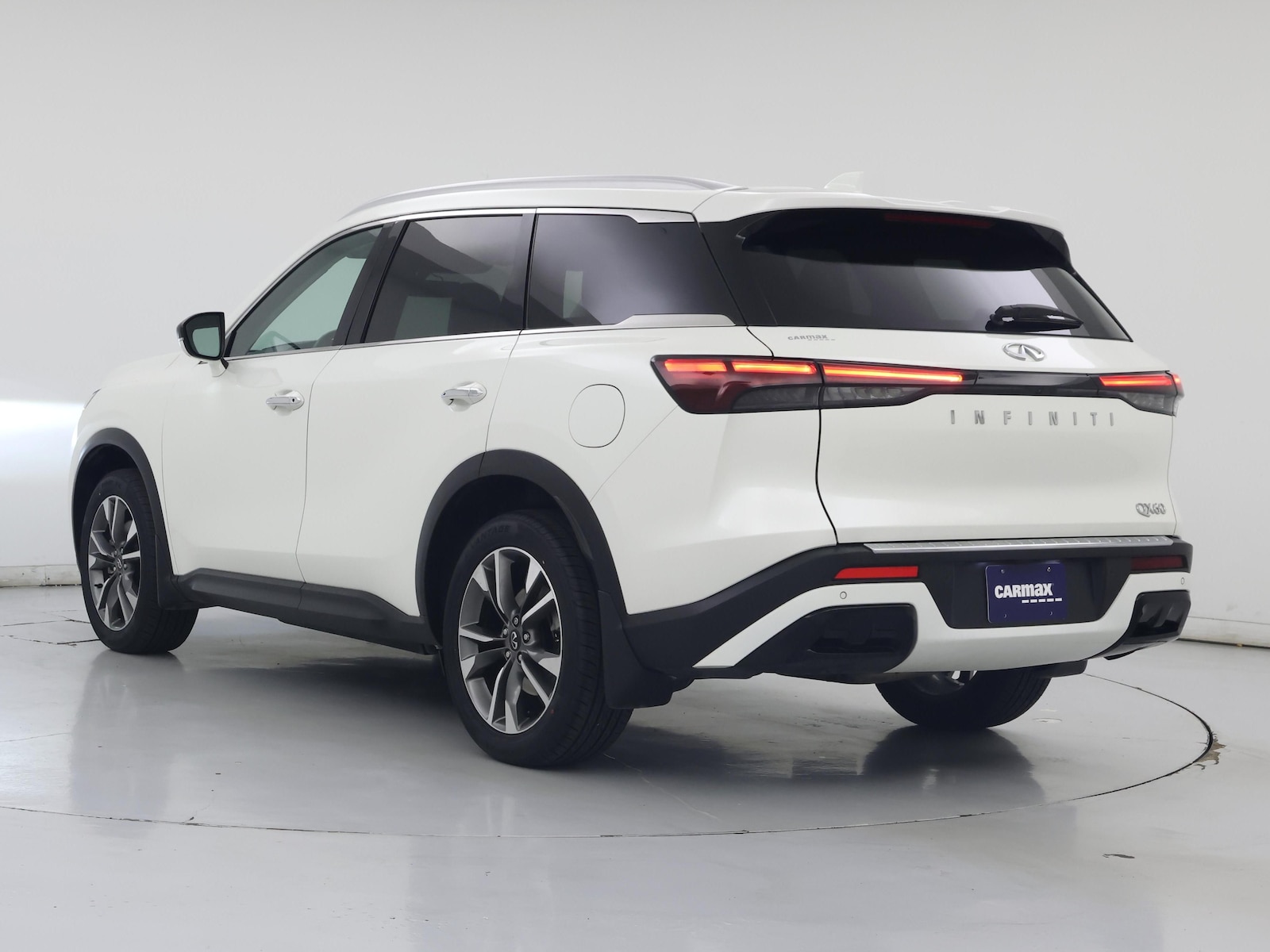 2023 INFINITI QX60 LUXE - Photo 3