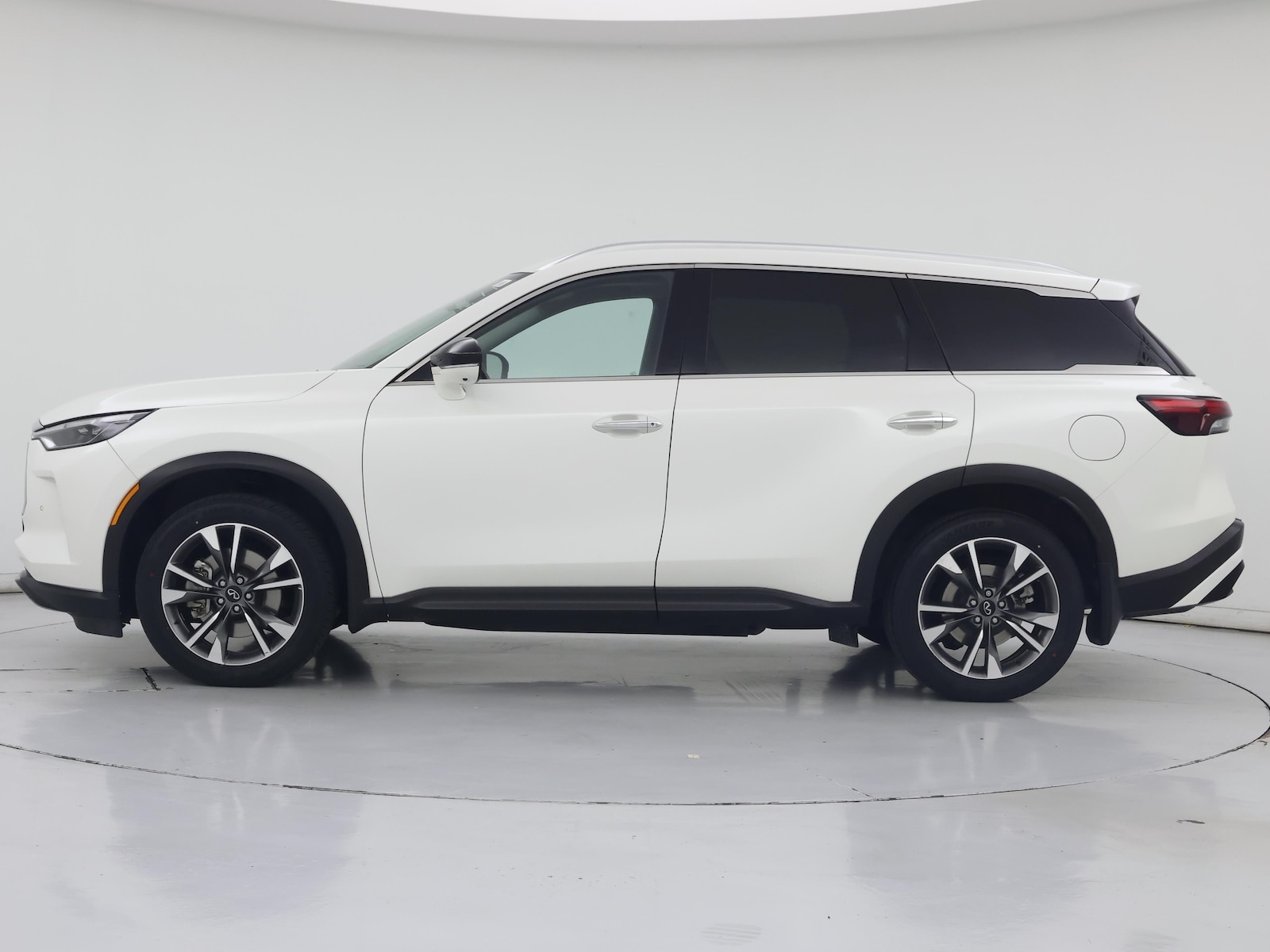 2023 INFINITI QX60 LUXE - Photo 4