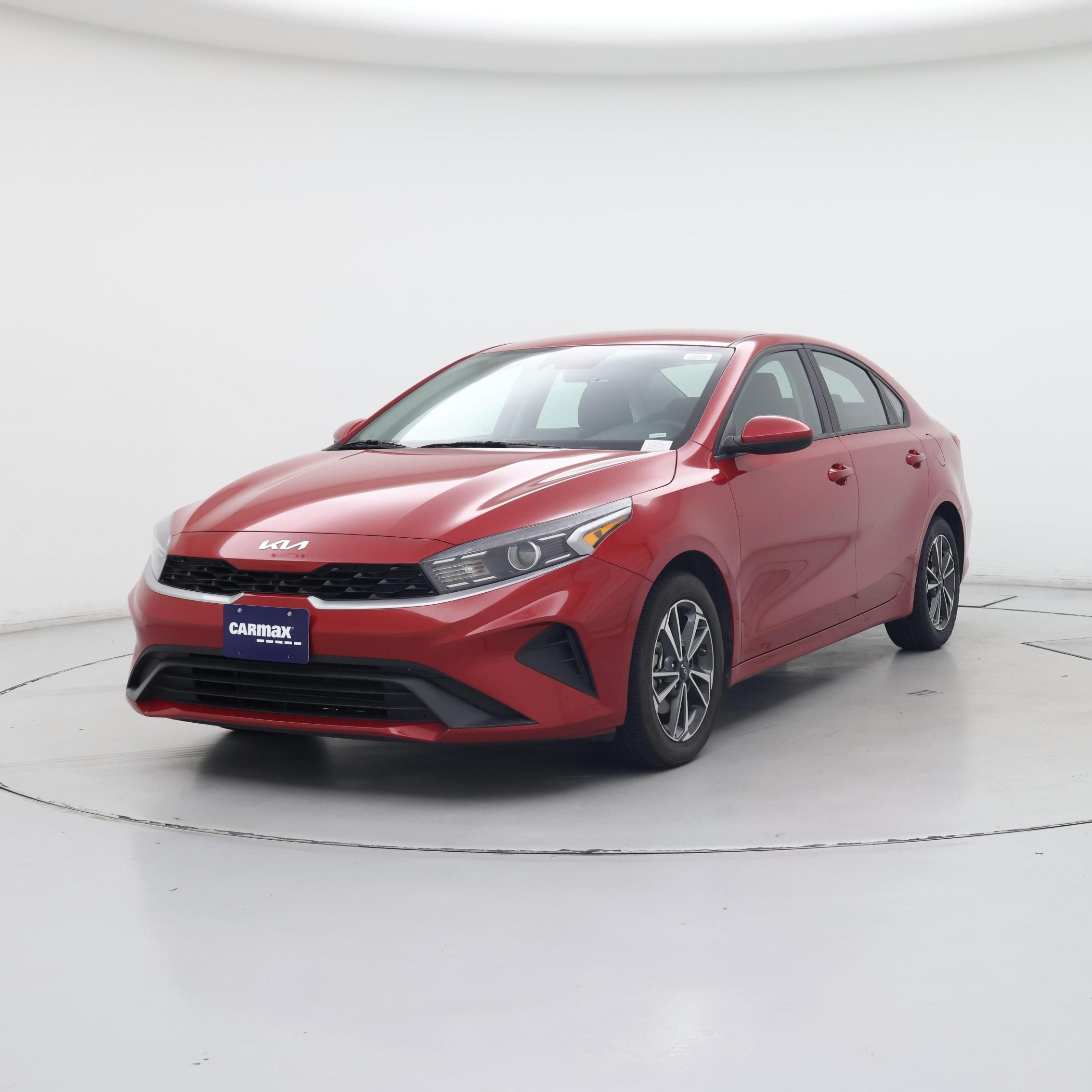 Thumbnail: 2023 Kia Forte - 4