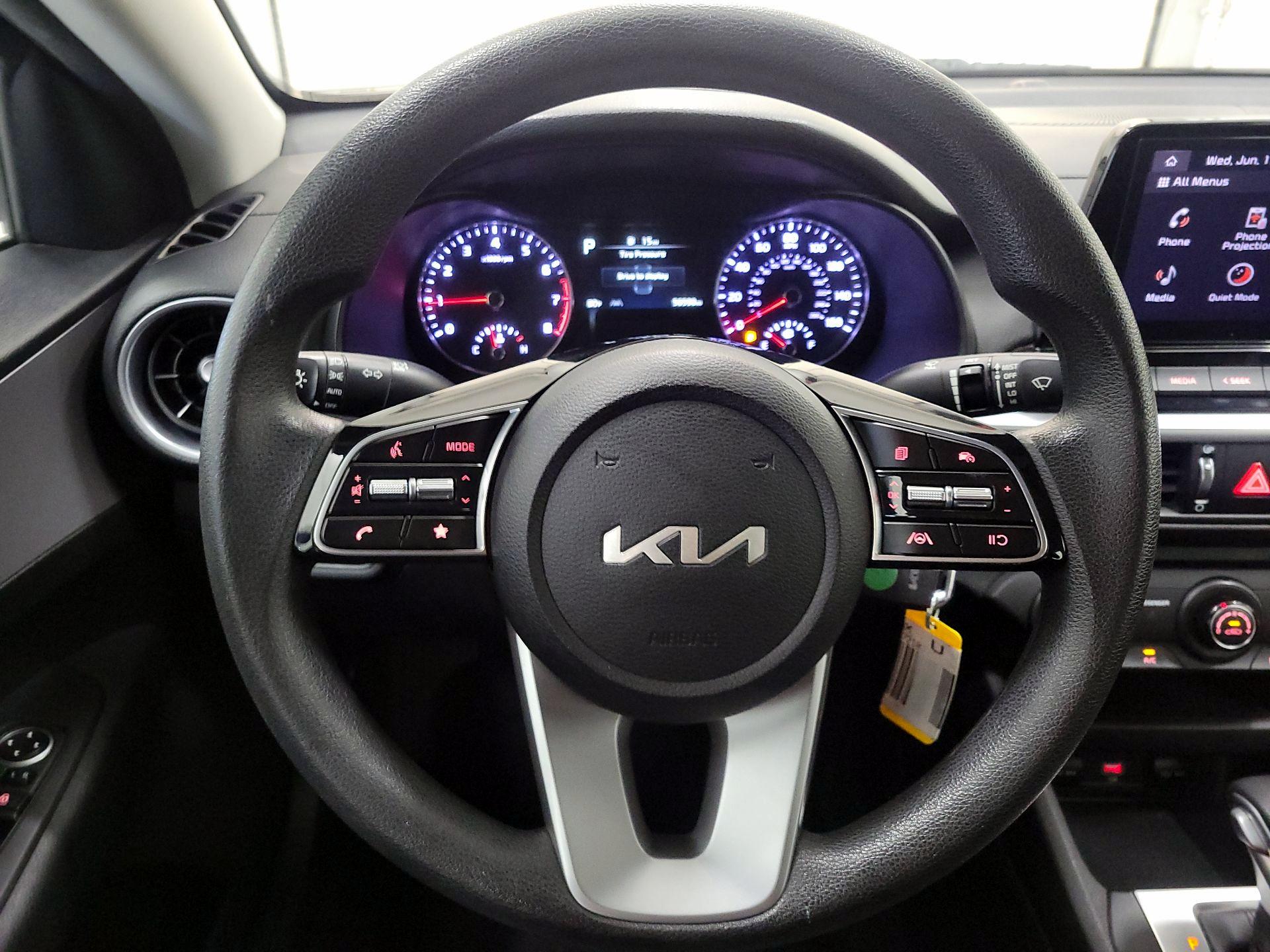 Thumbnail: 2023 Kia Forte - 10